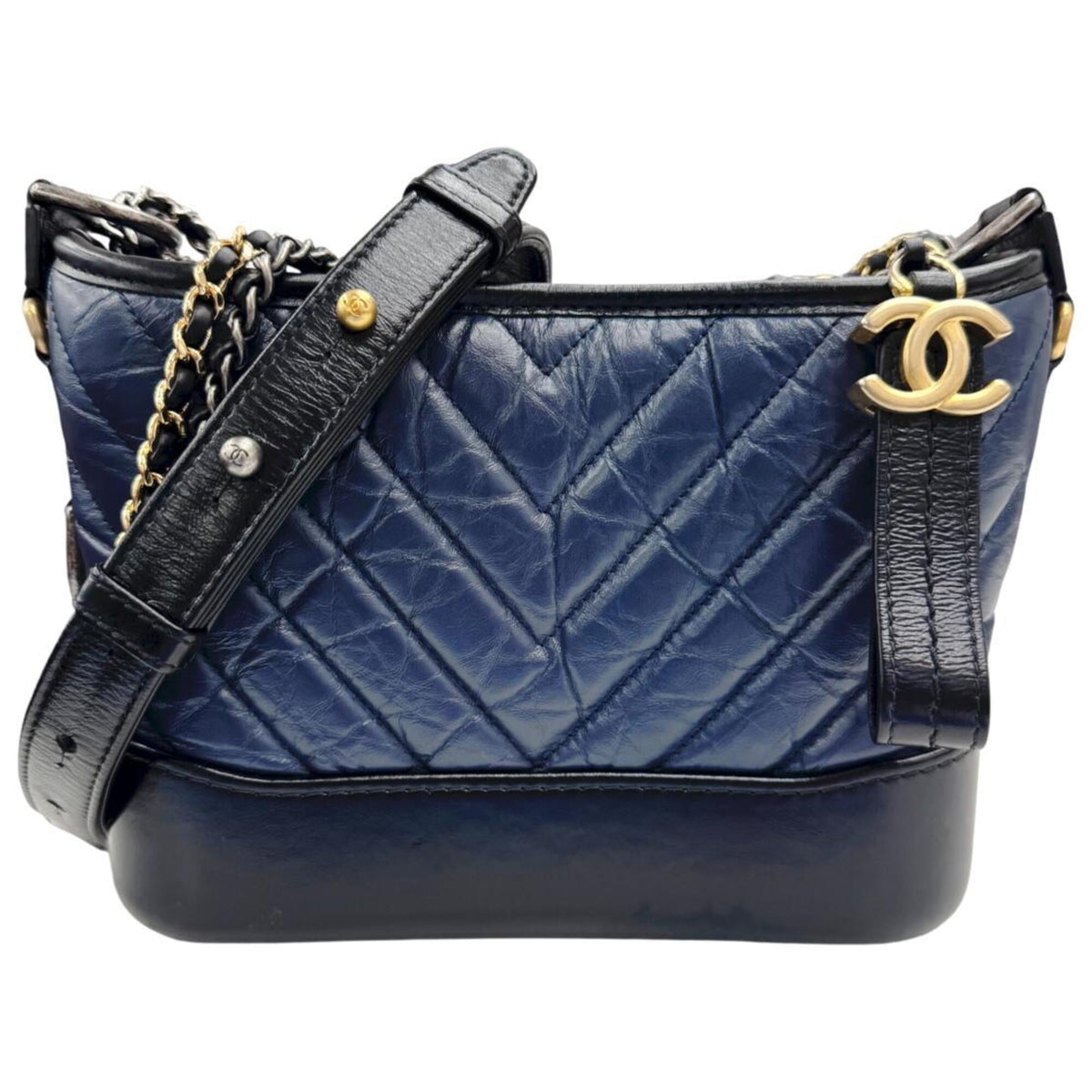 CHANEL Gabrielle de Small Hobo V-stitch Chevron Calfskin Shoulder Bag for Women (Navy/Black) — New - Store Return