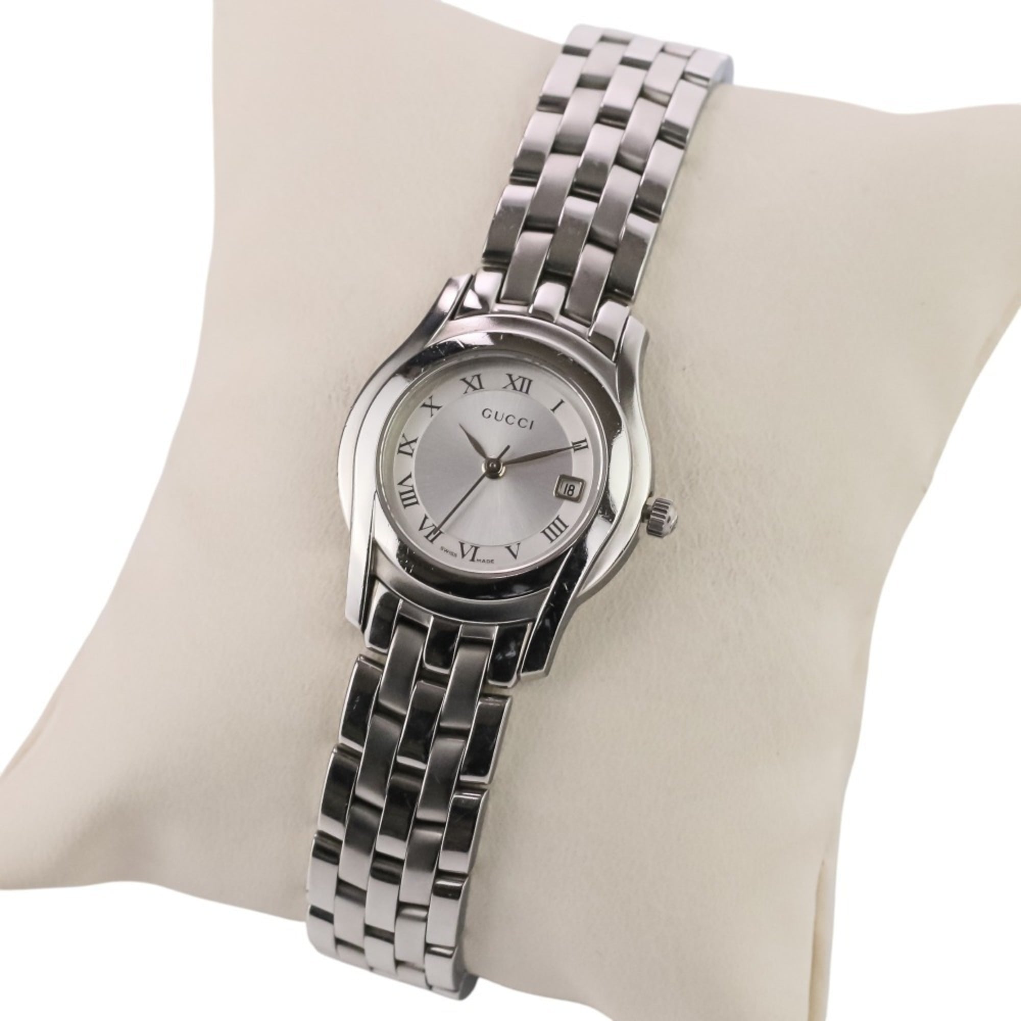 GUCCI Quartz Watch 5500L Silver Sunray Dial Stainless Steel Women's — Like New