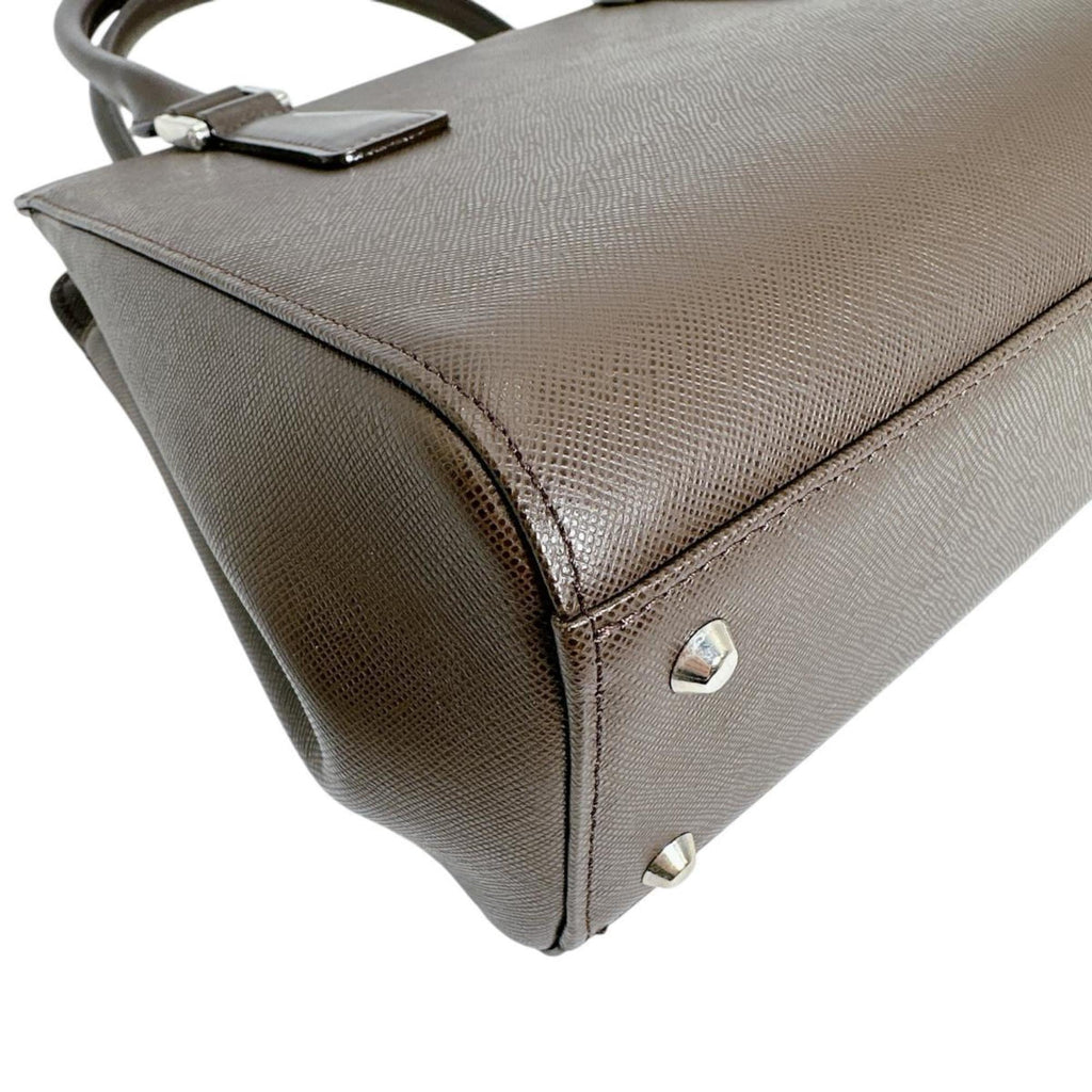 Burberry Nova Check Leather Handbag in Brown