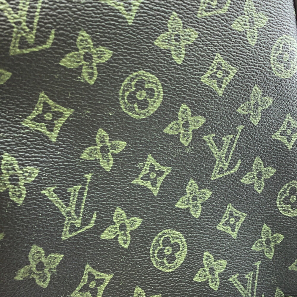 Louis Vuitton Monogram Record Avenue Sling Bag M46344 LOUIS VUITTON LV Fall Collection Handbag for Men — Like New