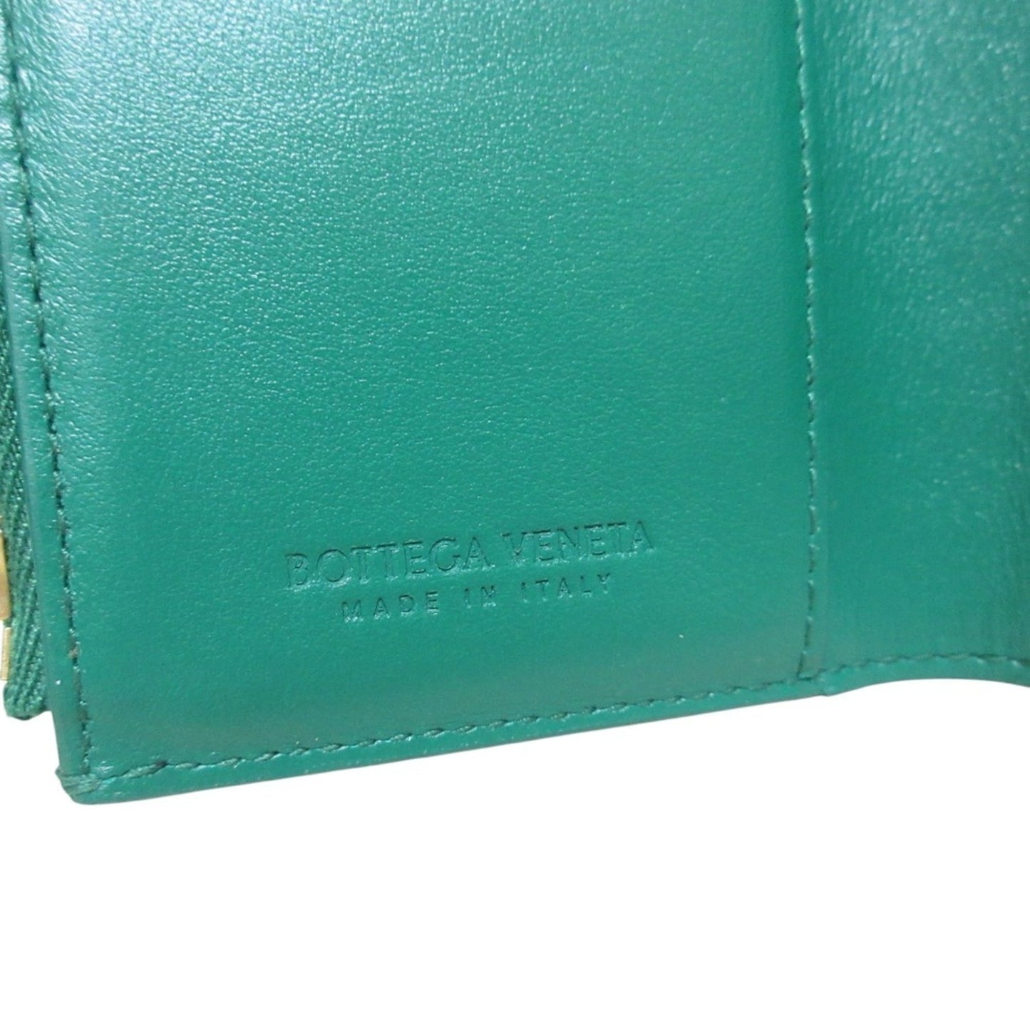 BOTTEGA VENETA Cassette Maxi Intrecciato Compact Wallet, Tri-fold Green, Women's
