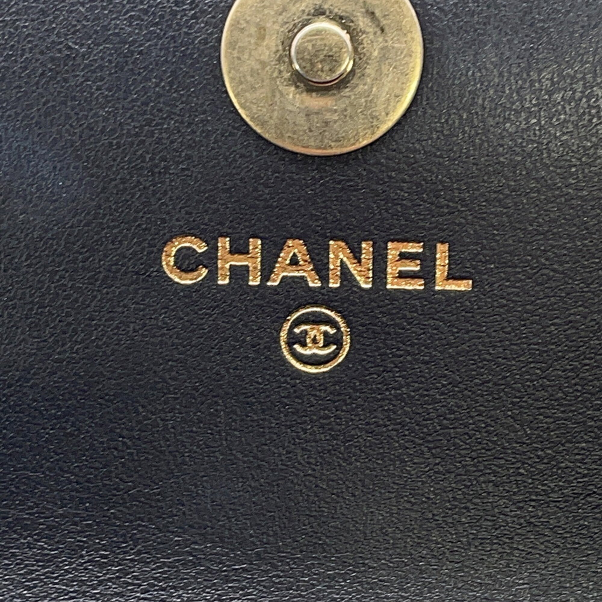 Chanel Chain Shoulder Bag Matelassé Coco Mark Phone Holder Caviar Skin AP3482 CHANEL Smartphone Case Handbag — Like New