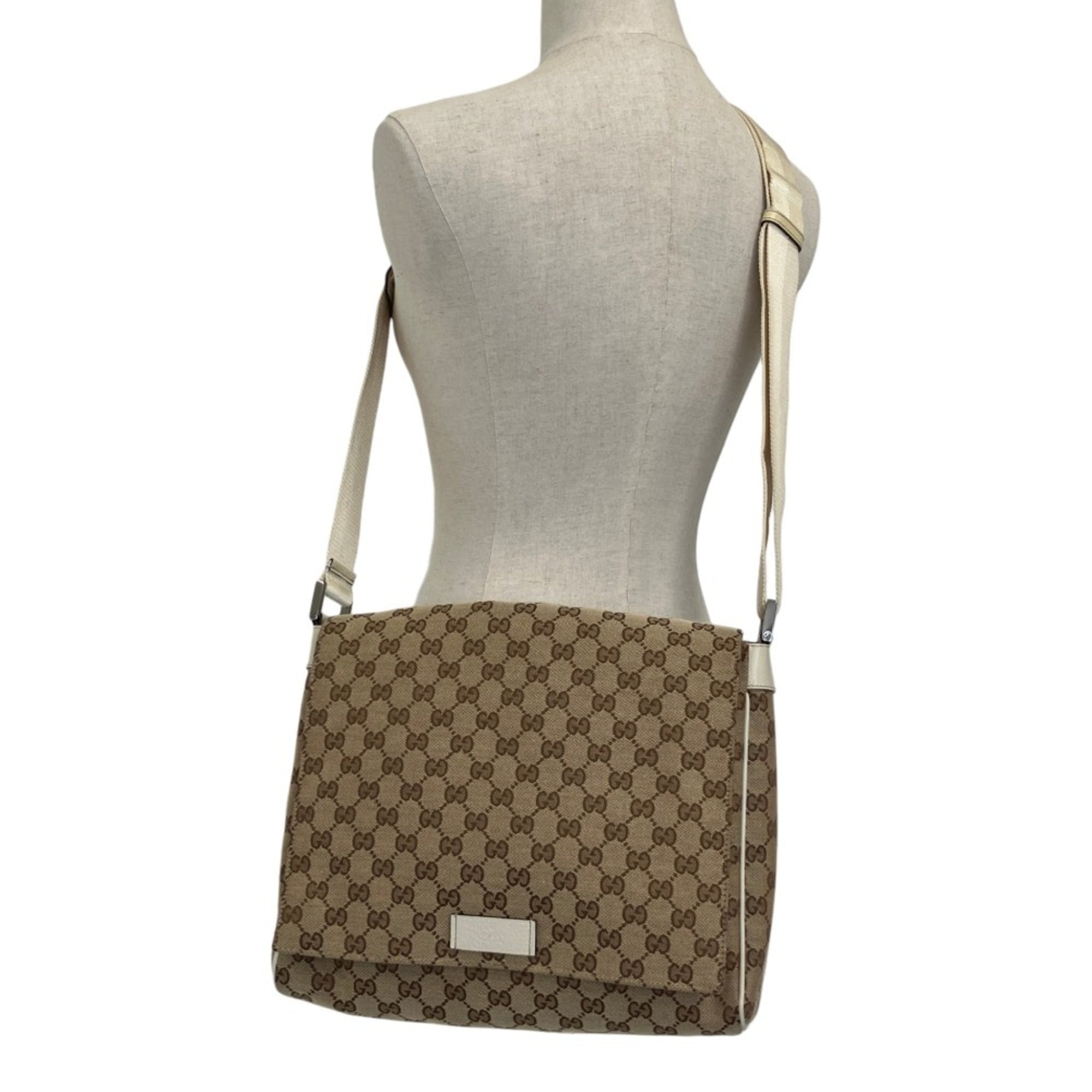 GUCCI GG Canvas Messenger Bag Shoulder 146236 Beige Men's Women's — Like New
