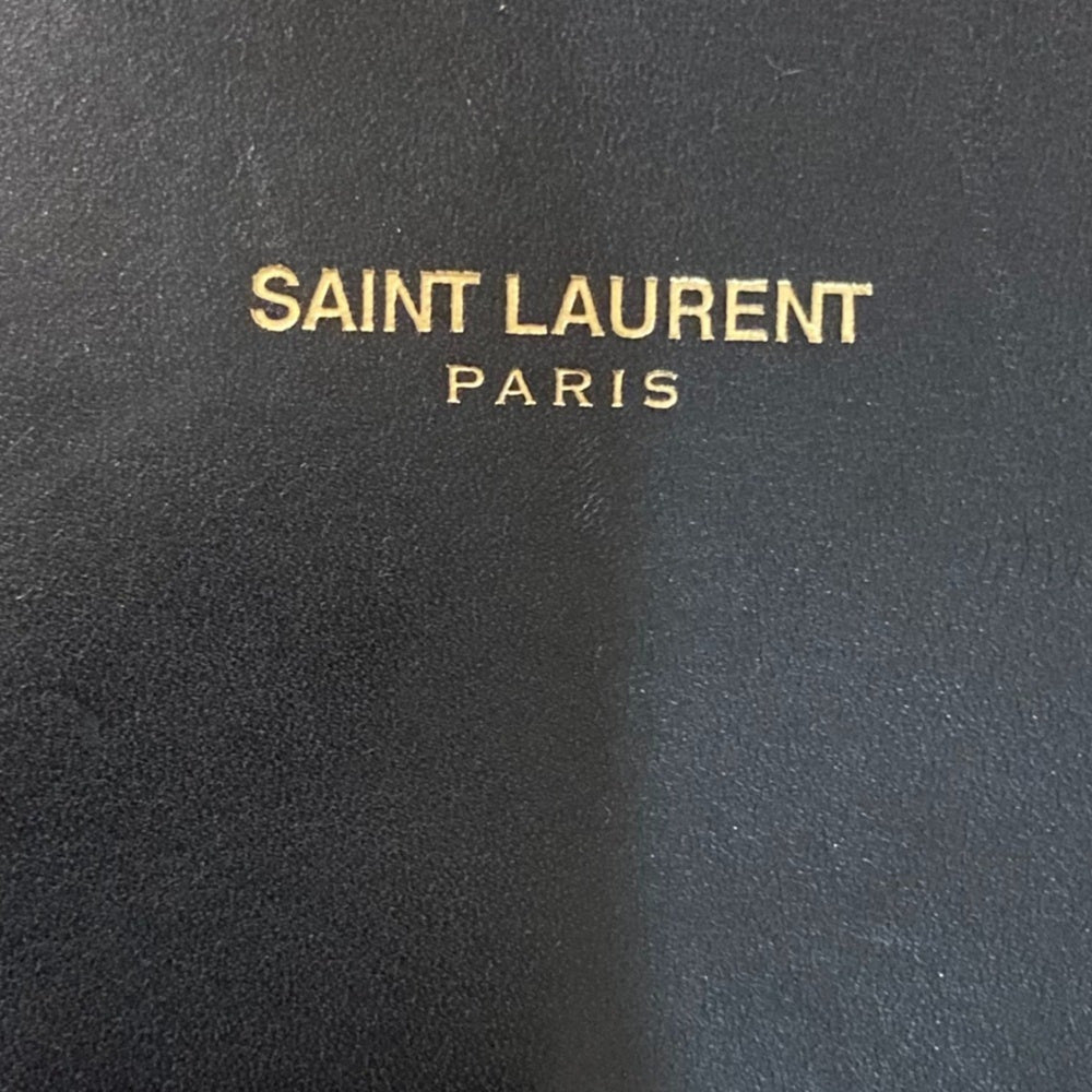 Yves Saint Laurent SAINT LAURENT PARIS BO MONOGRAMME Cassandra V-Stitch Chain Shoulder Bag in Black for Women — Like New