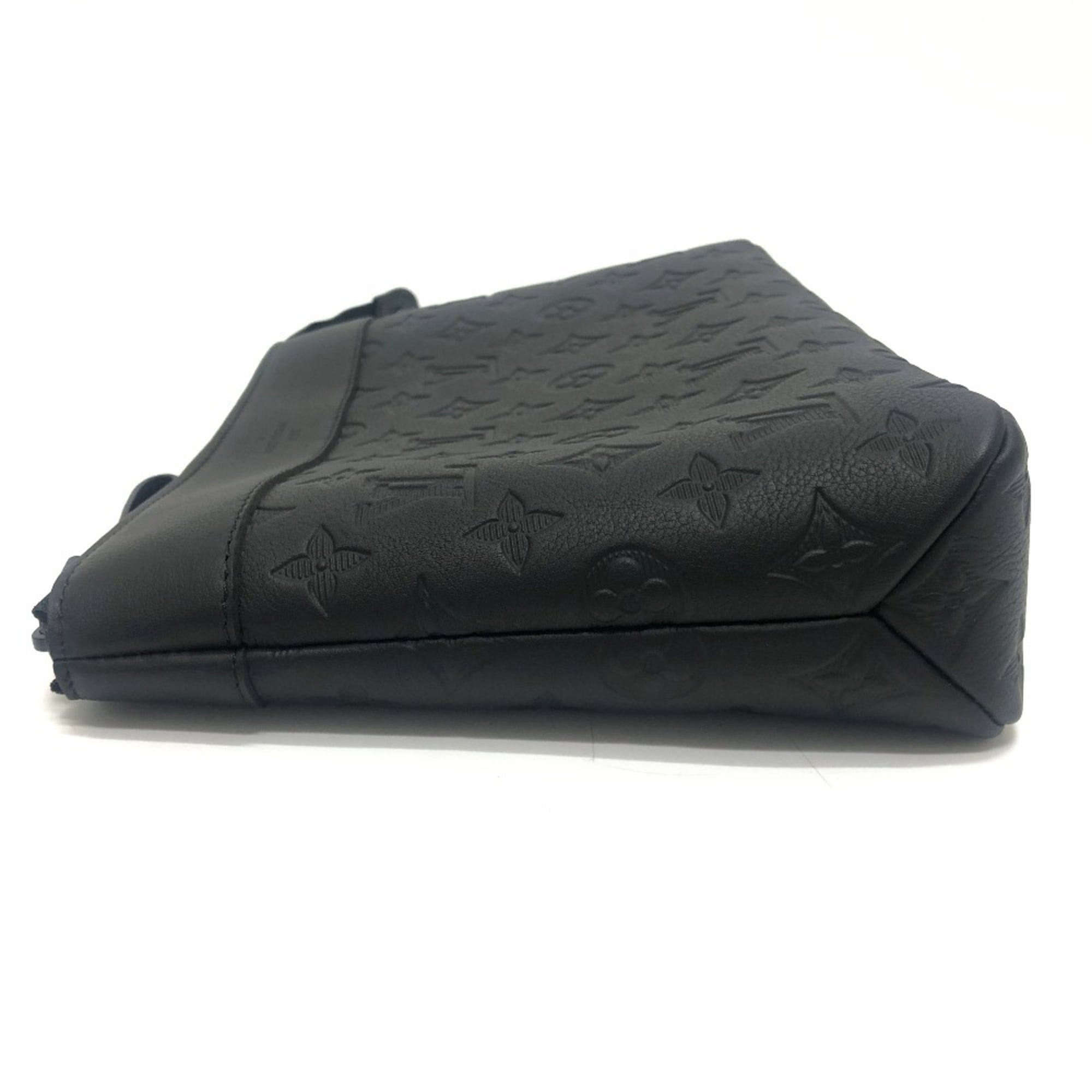 LOUIS VUITTON M82545 Pochette Voyage Souple Bag Clutch Second Men's Black — New