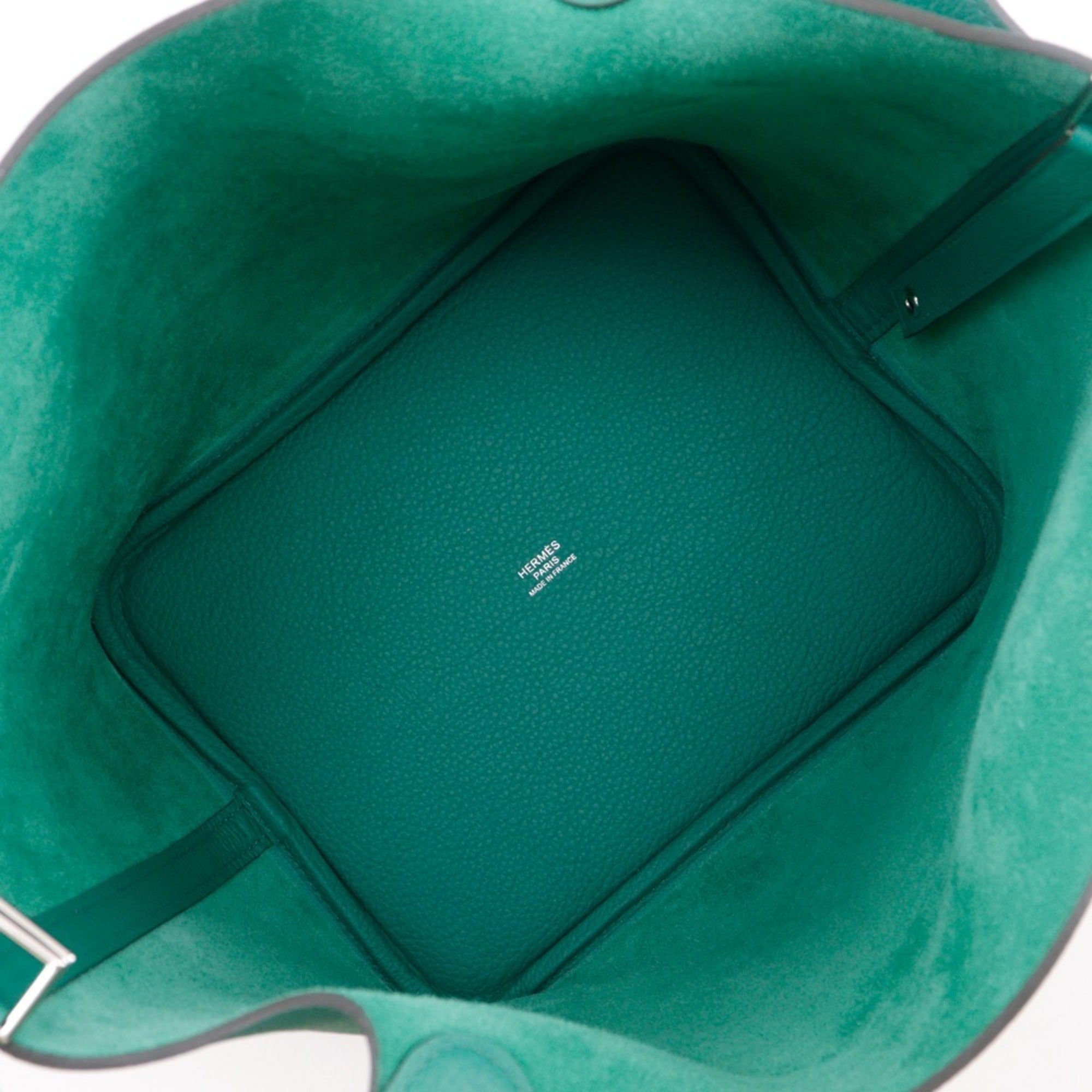 Hermes Hermès Picotin Lock 22 MM Handbag in Taurillon Maurice Vert Gate, 2022, Green, U A5 Strap Clasp, Women's — Like New