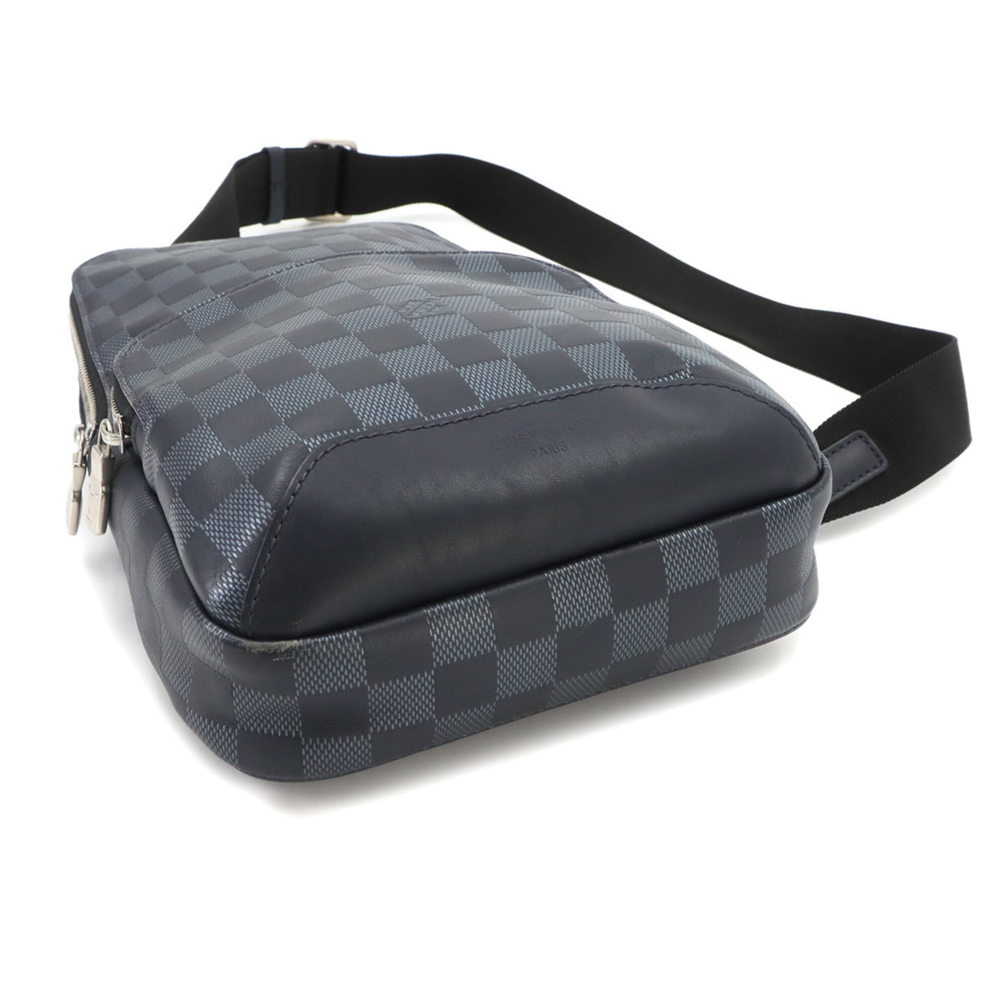 Louis Vuitton Damier Infini Avenue Sling Handbag, Navy, N40303 — Like New