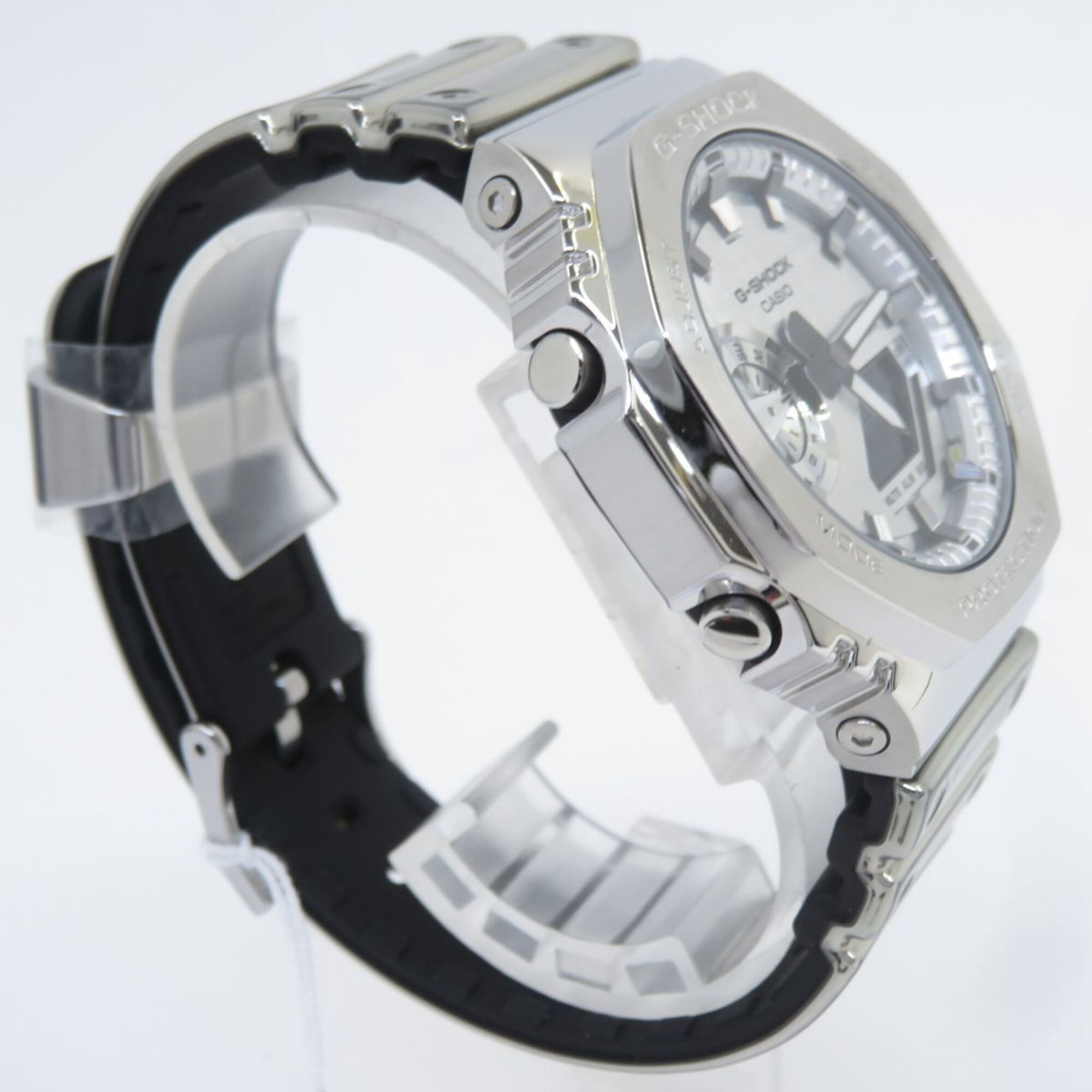CASIO G-SHOCK FINE METALLIC SERIES GM-2100YM-8ADR Quartz Watch — Like New