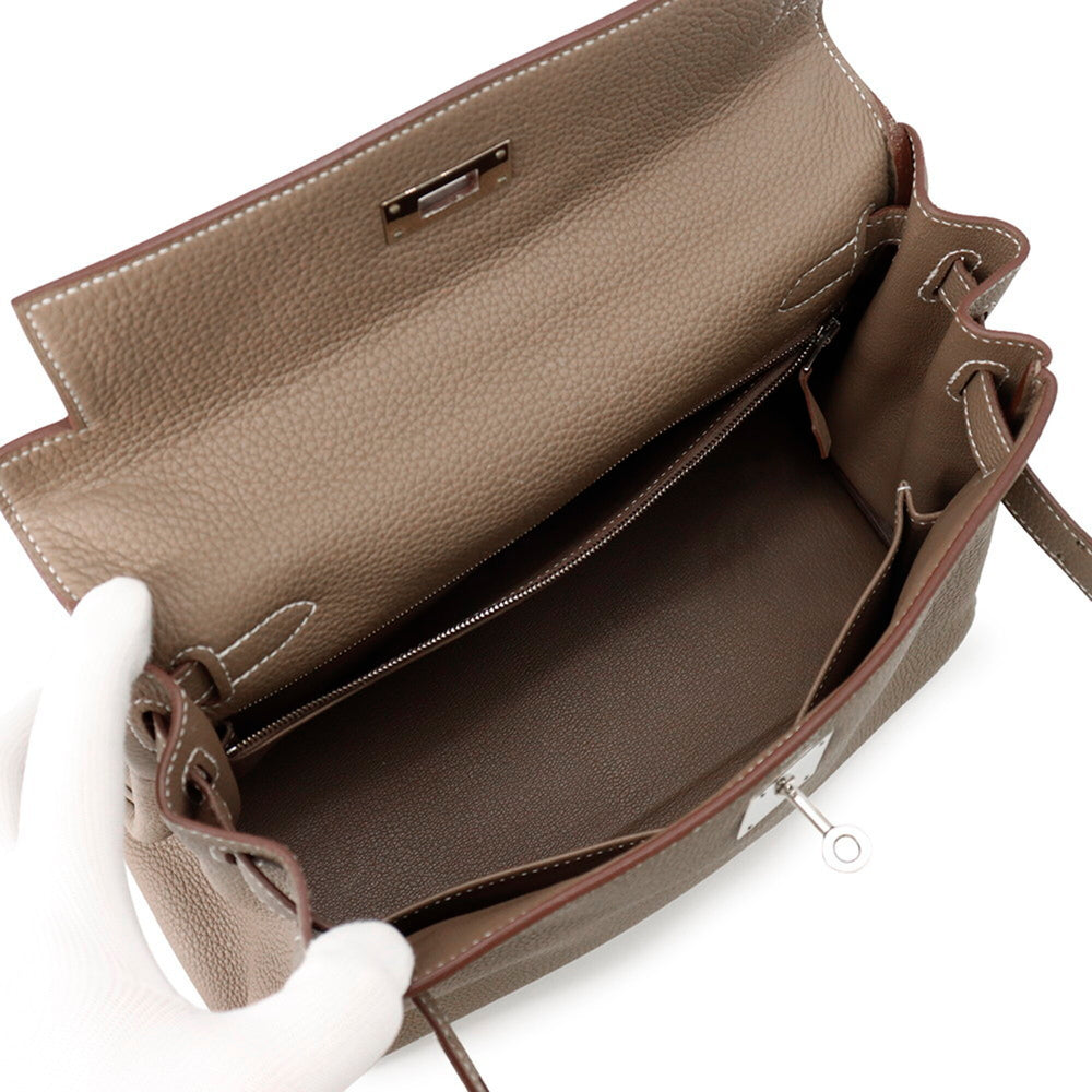 Hermes Kelly 28 Handbag, Inner Stitching, Etoupe Togo Leather, Z Stamp, 2-Way Shoulder Bag. Kelly, Women's Handbag. HERMES — Like New