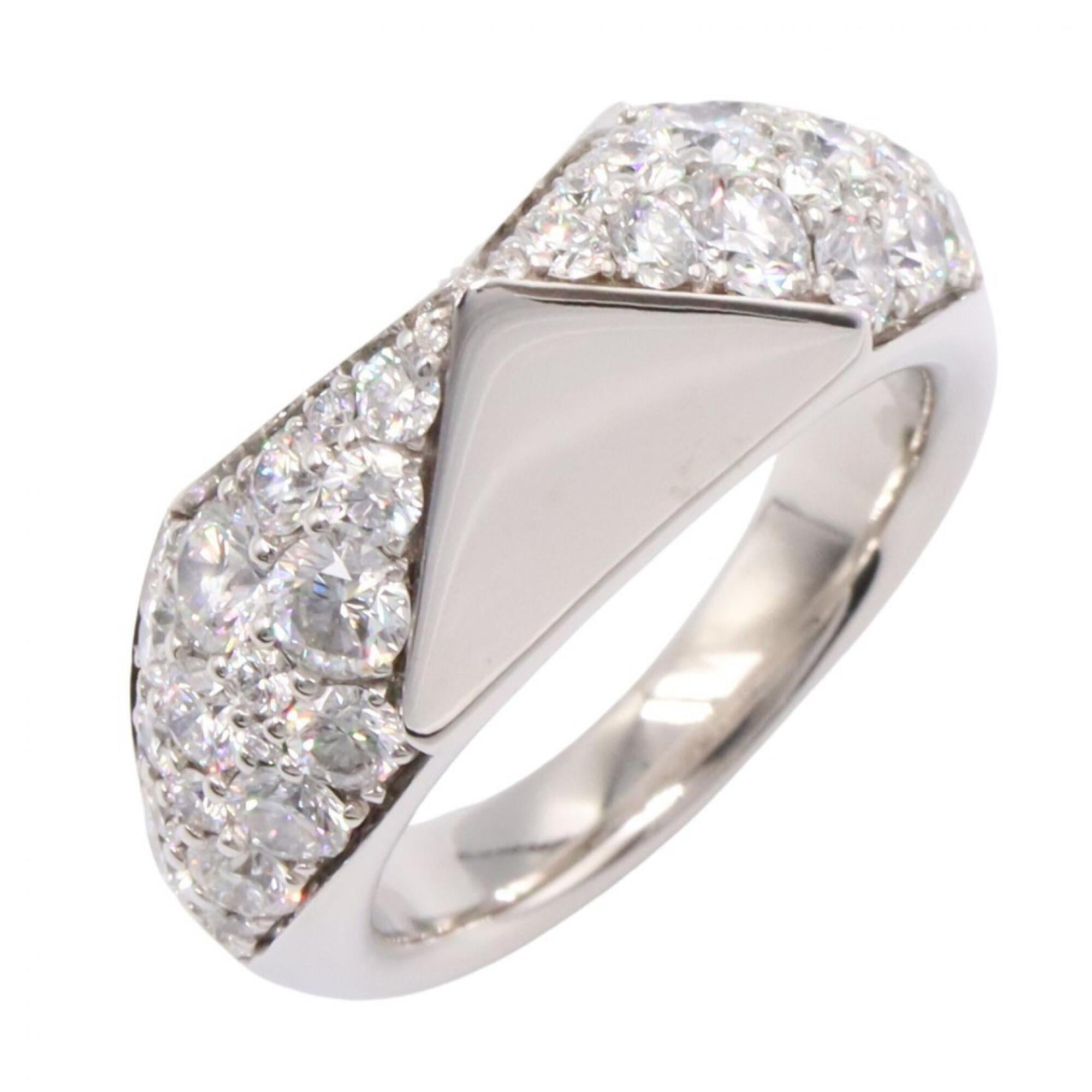 Prada Signet Ring, Diamond 18K White Gold (18KWG), Women's, Silver Tone, Clear 1JA178 — Like New