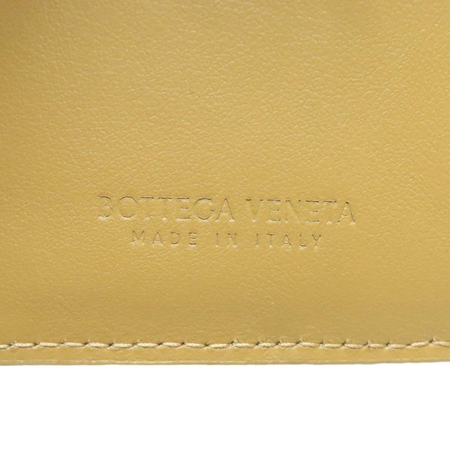 Bottega Veneta Cassette Bifold Wallet in Calfskin Leather for Women