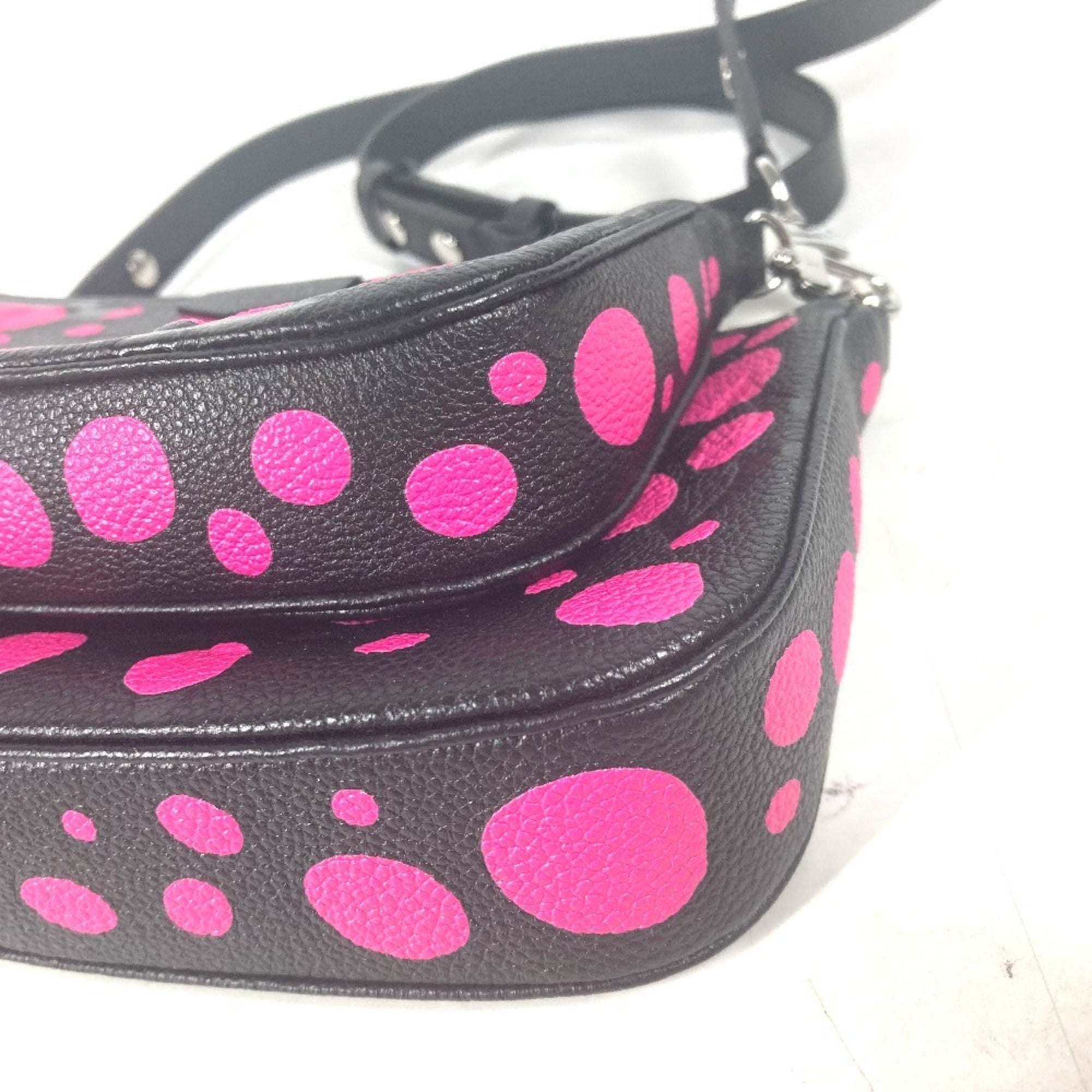 LOUIS VUITTON M46421 Monogram Empreinte Yayoi Kusama LV x YK Multi Pochette Accessoires Crossbody Bag 3WAY Chain Shoulder Leather Women's Noir Fuchsia Black — Like New