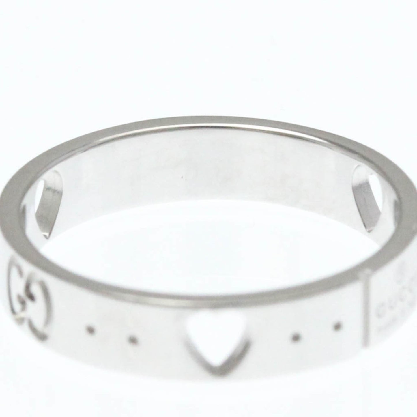 Gucci Icon Heart Ring White Gold (18K) Fashion No Stone Band Ring Silver