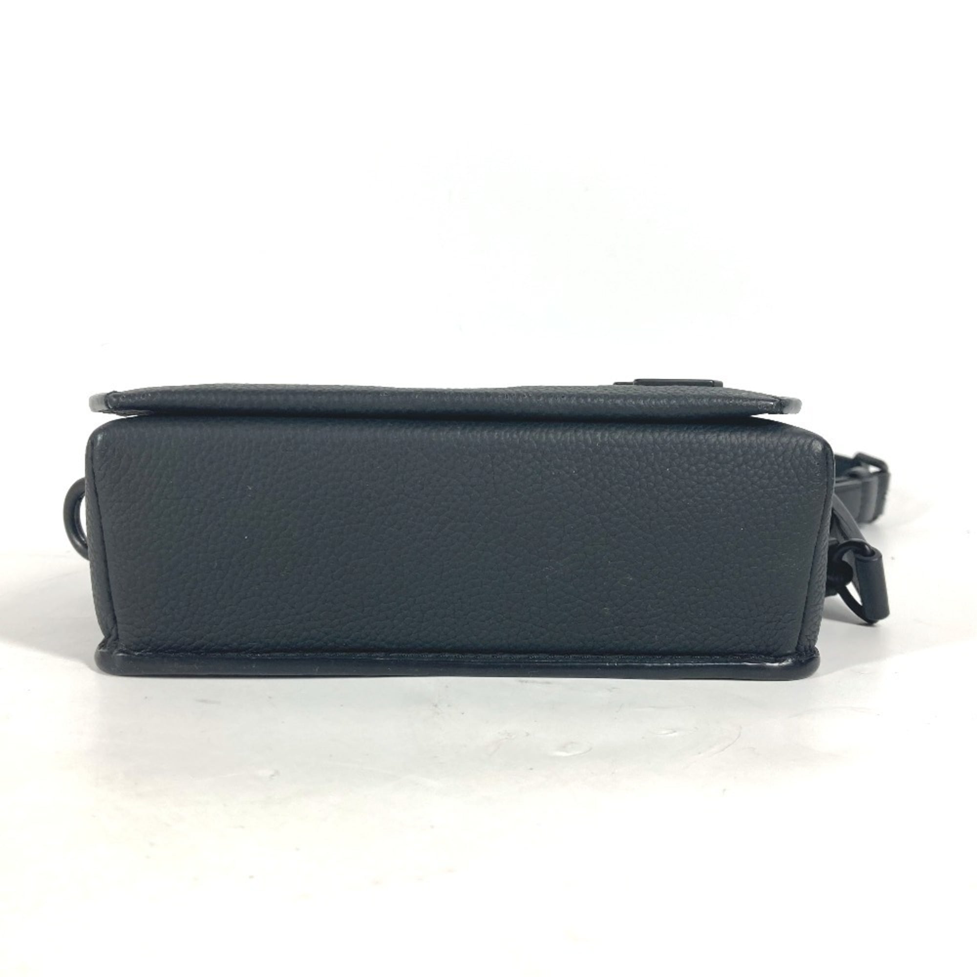 LOUIS VUITTON M82085 LV Aerogram Fast Line Wearable Wallet Pochette Shoulder Bag Men's Black G-240625-10 — Like New