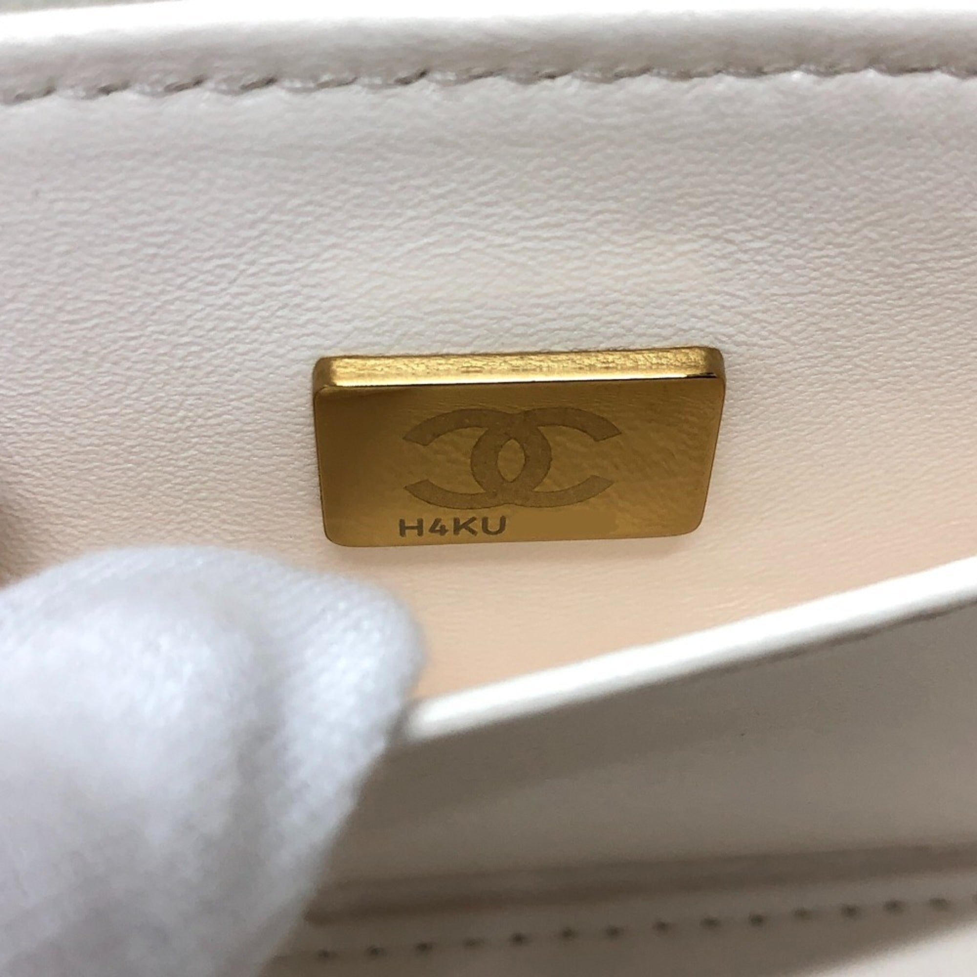 CHANEL AS3171 Coco Mark CC Vanity Bag Chain Handbag Shoulder Caviar Skin Women's White — New - Store Return