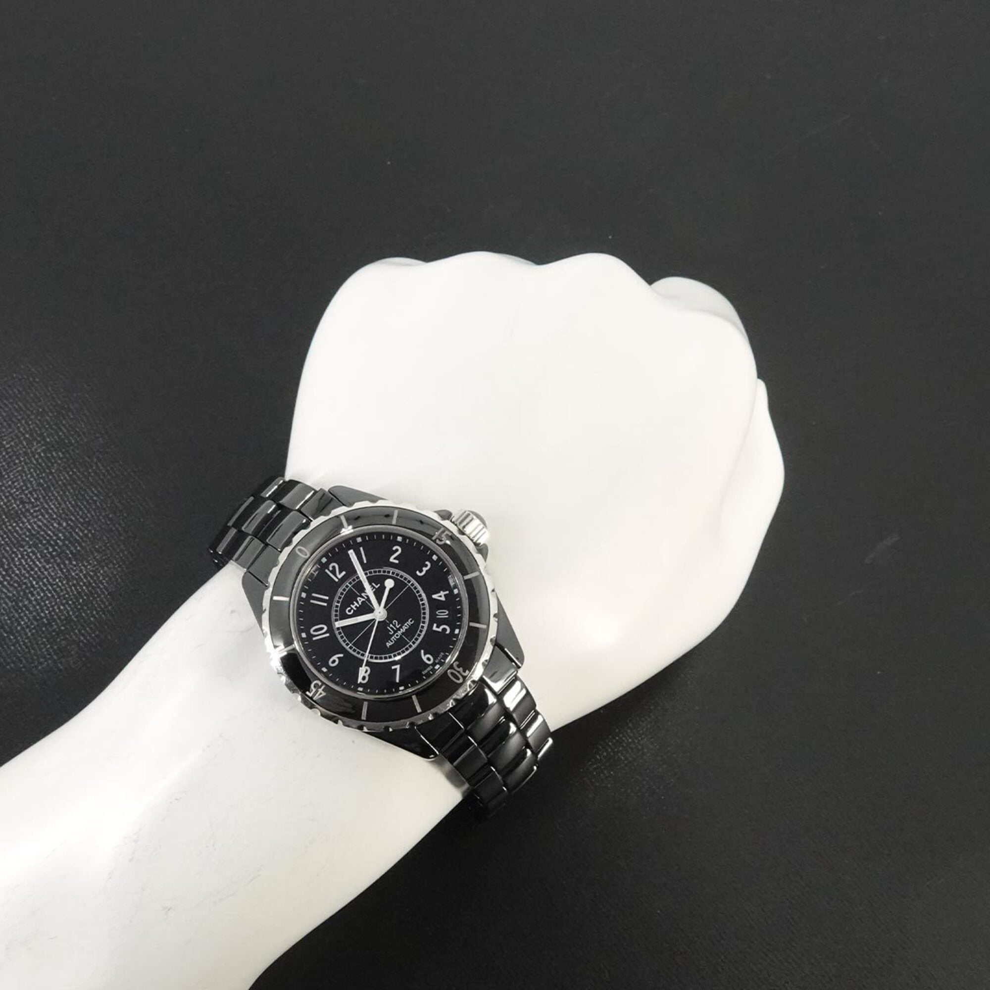 Chanel J12 38mm Men's Watch H0685 Black Ceramic Date Automatic Self-winding — Very Good