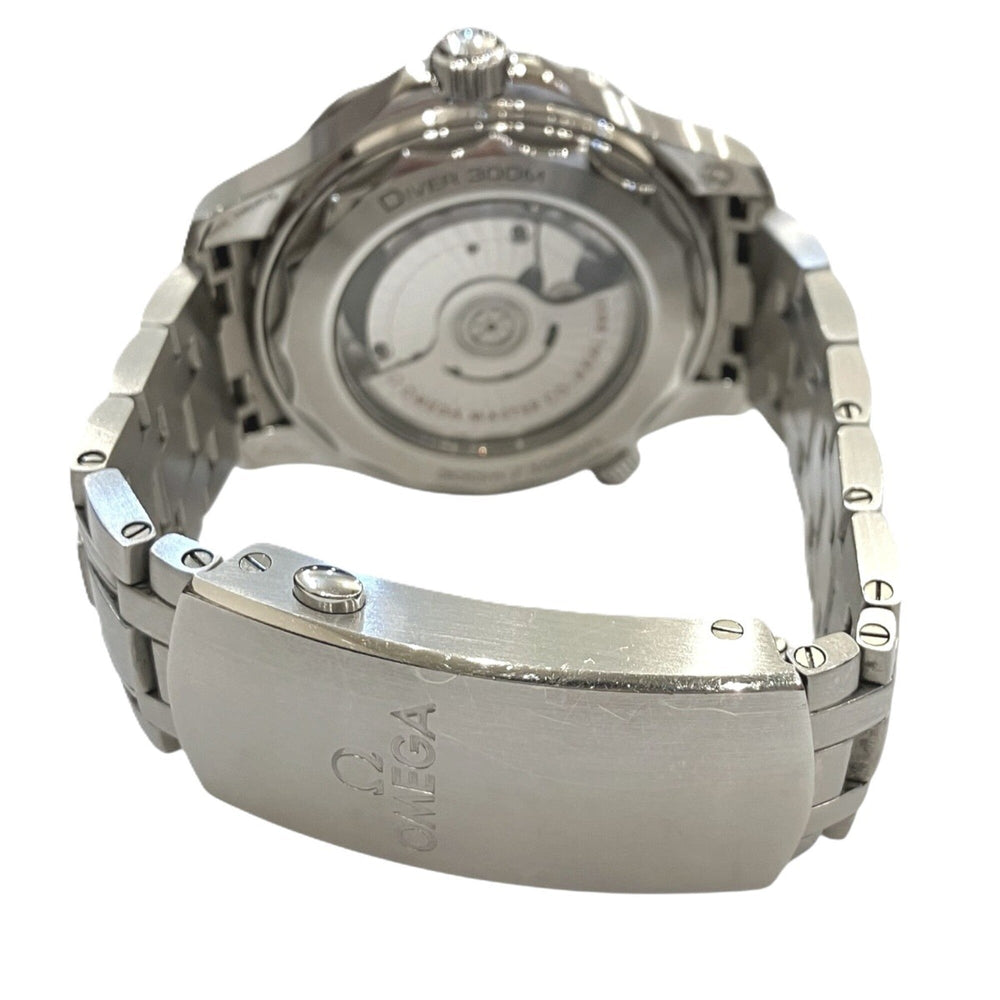 Omega Seamaster Diver 300 wristwatch, total weight 176g, stainless steel, automatic movement, black dial, model number 210.30.42.20.01.001 — Good
