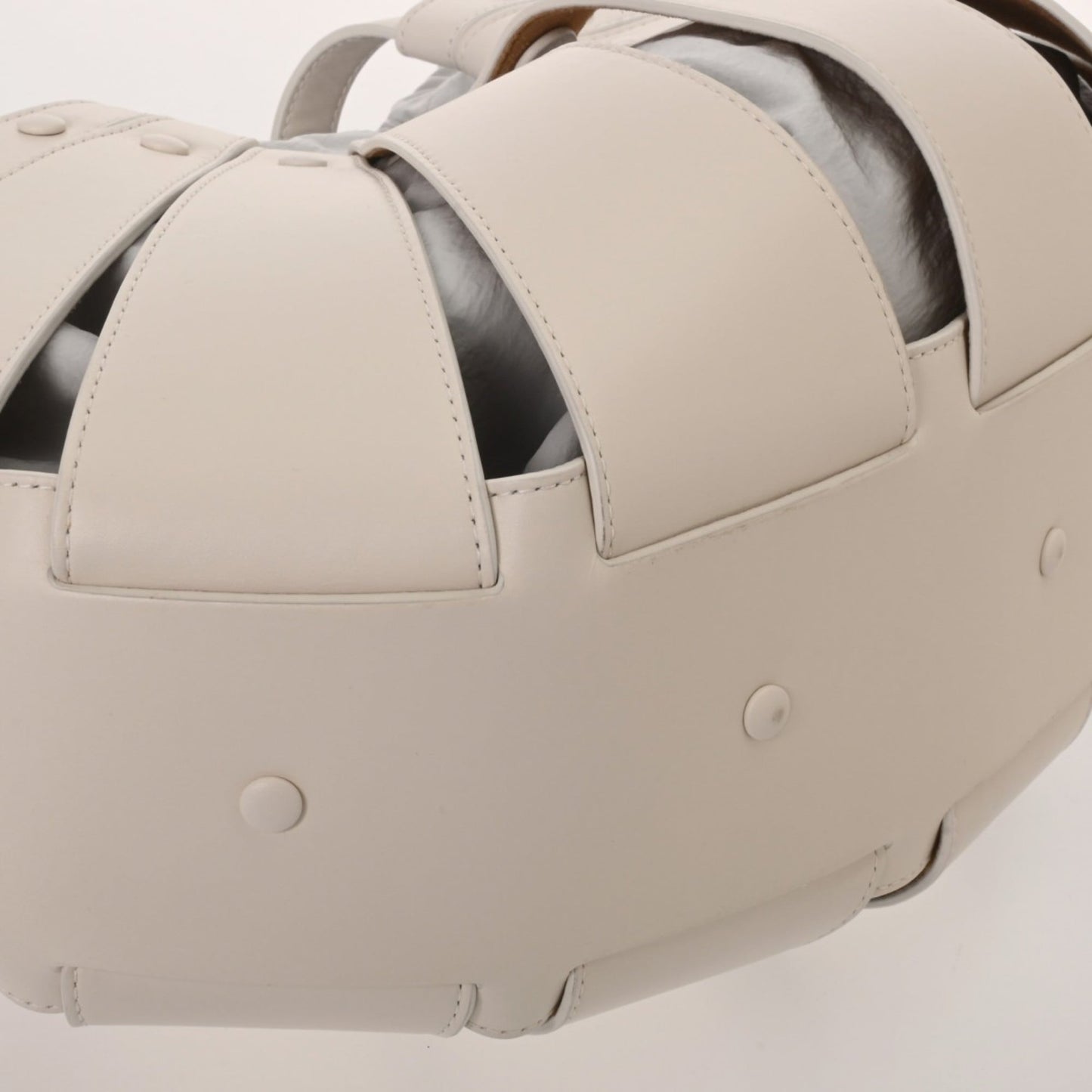 BOTTEGA VENETA The Shell White Women's Leather Handbag, A Rank, Pre-owned, Ginzo