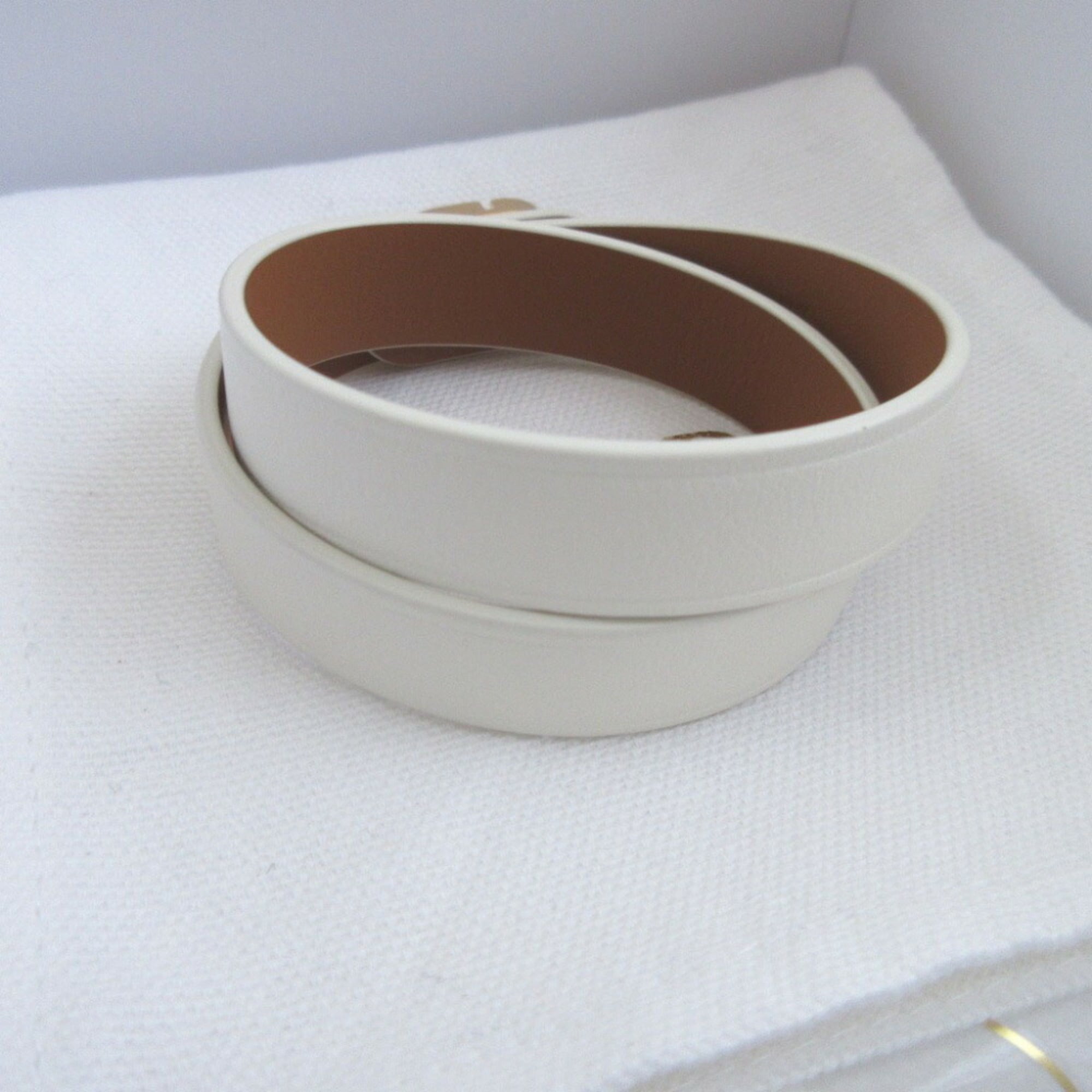 Like new Christian Dior 30 Montaigne B1760 Medium size leather ivory white double-strand double bracelet 0318 — Like New