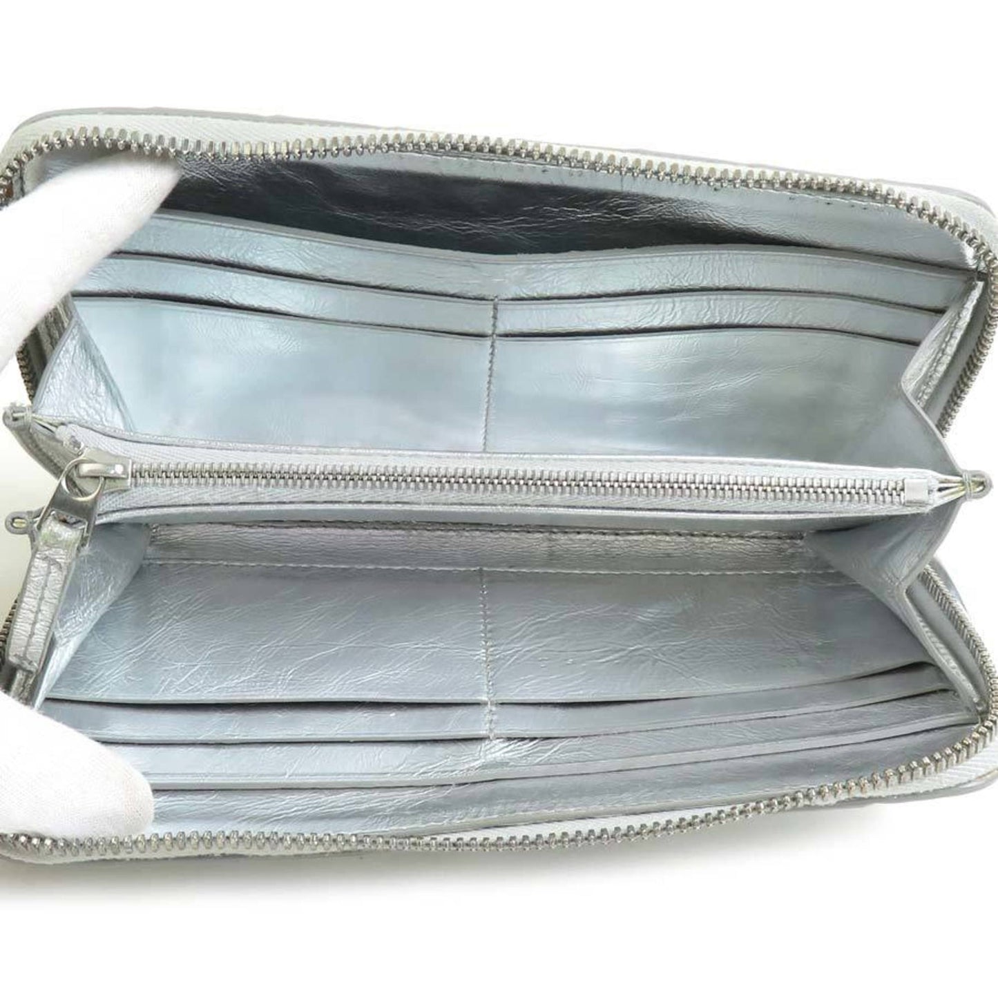 Bottega Veneta round long wallet in intrecciato leather silver for men and women, h31637g