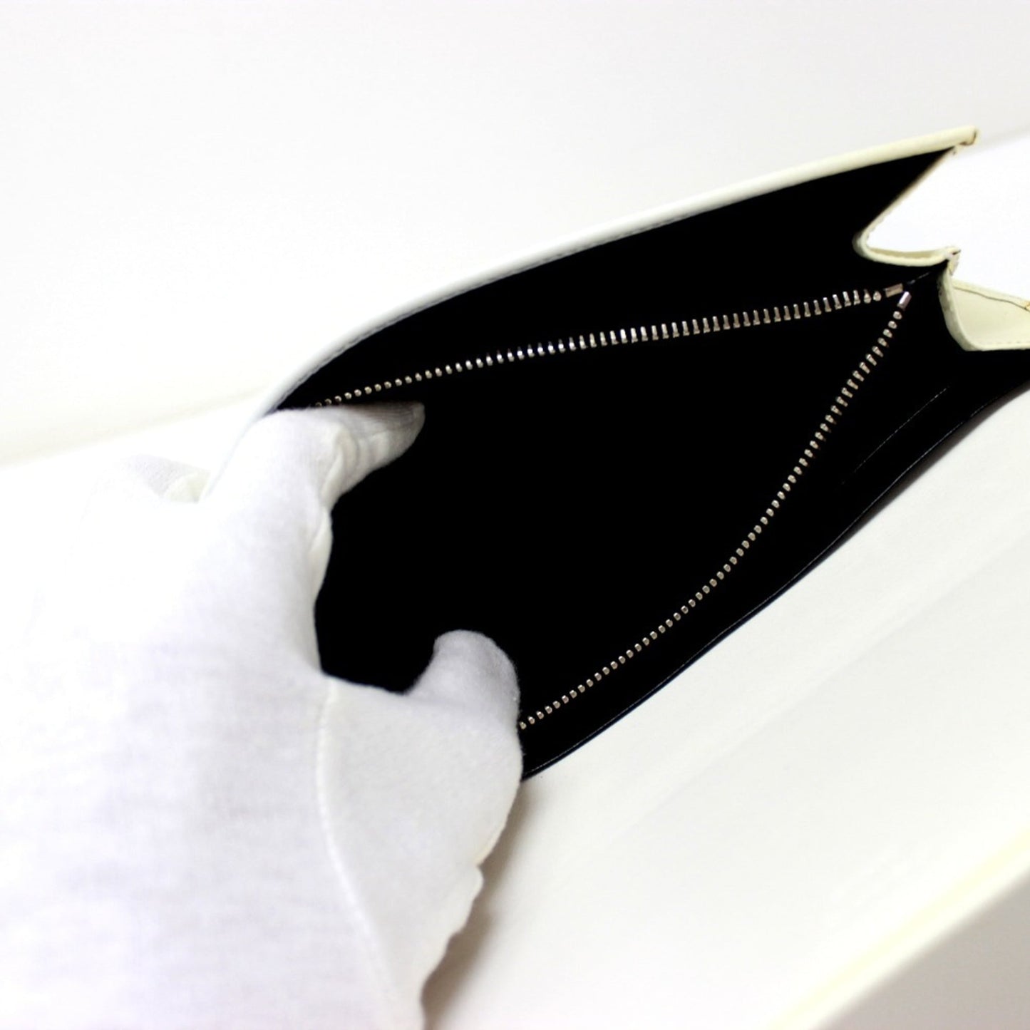 PRADA Prada Wallet Bag Studs Clutch Long Leather Women's White