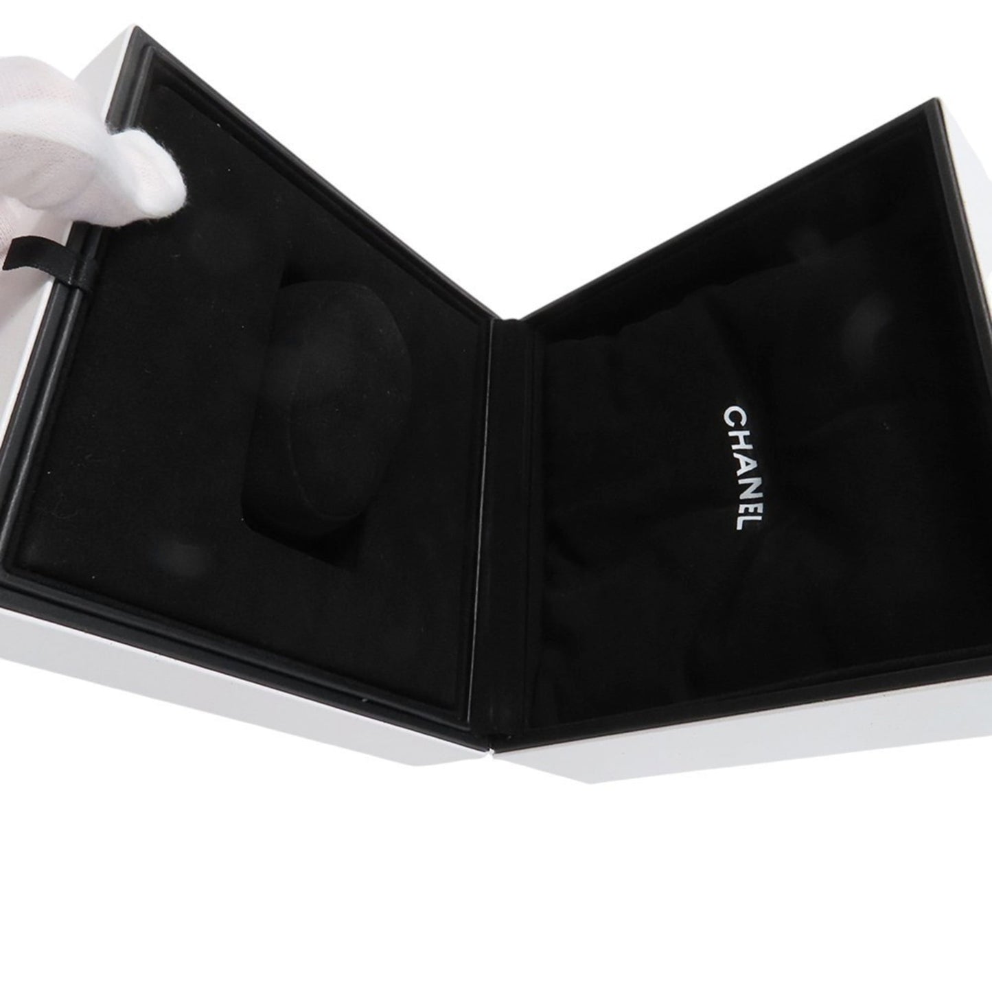 Chanel Coco Crush Collection Bracelet, 18K Yellow Gold, Size L, J13221, CHANEL Bangle