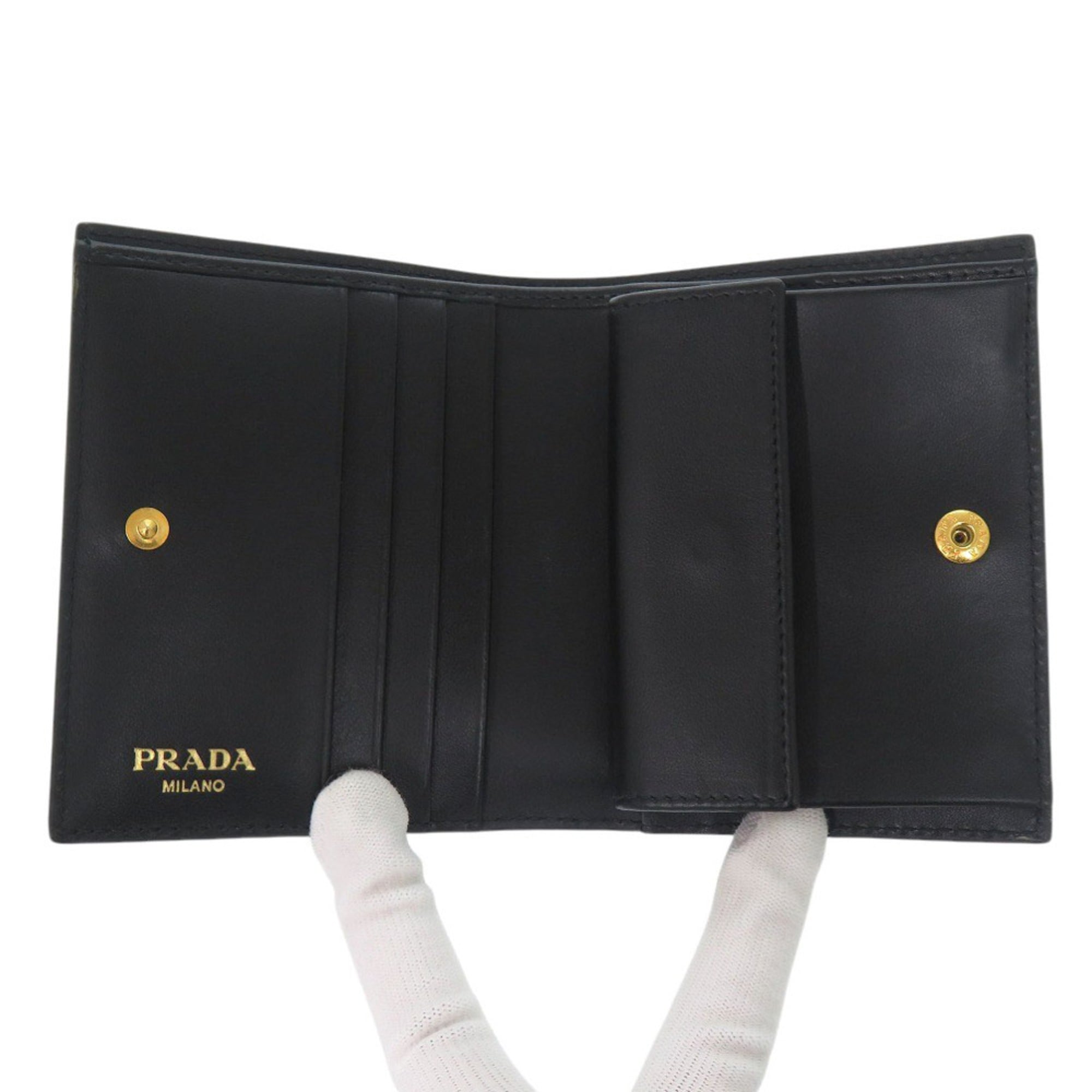 Like new Prada 1MV204 Vitello Move Leather Black Bifold Wallet 1081