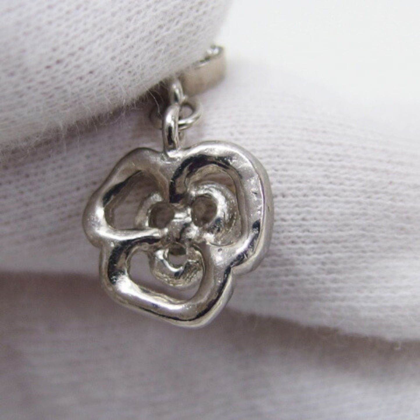 Chanel Necklace 07P Swing Coco Mark Camellia