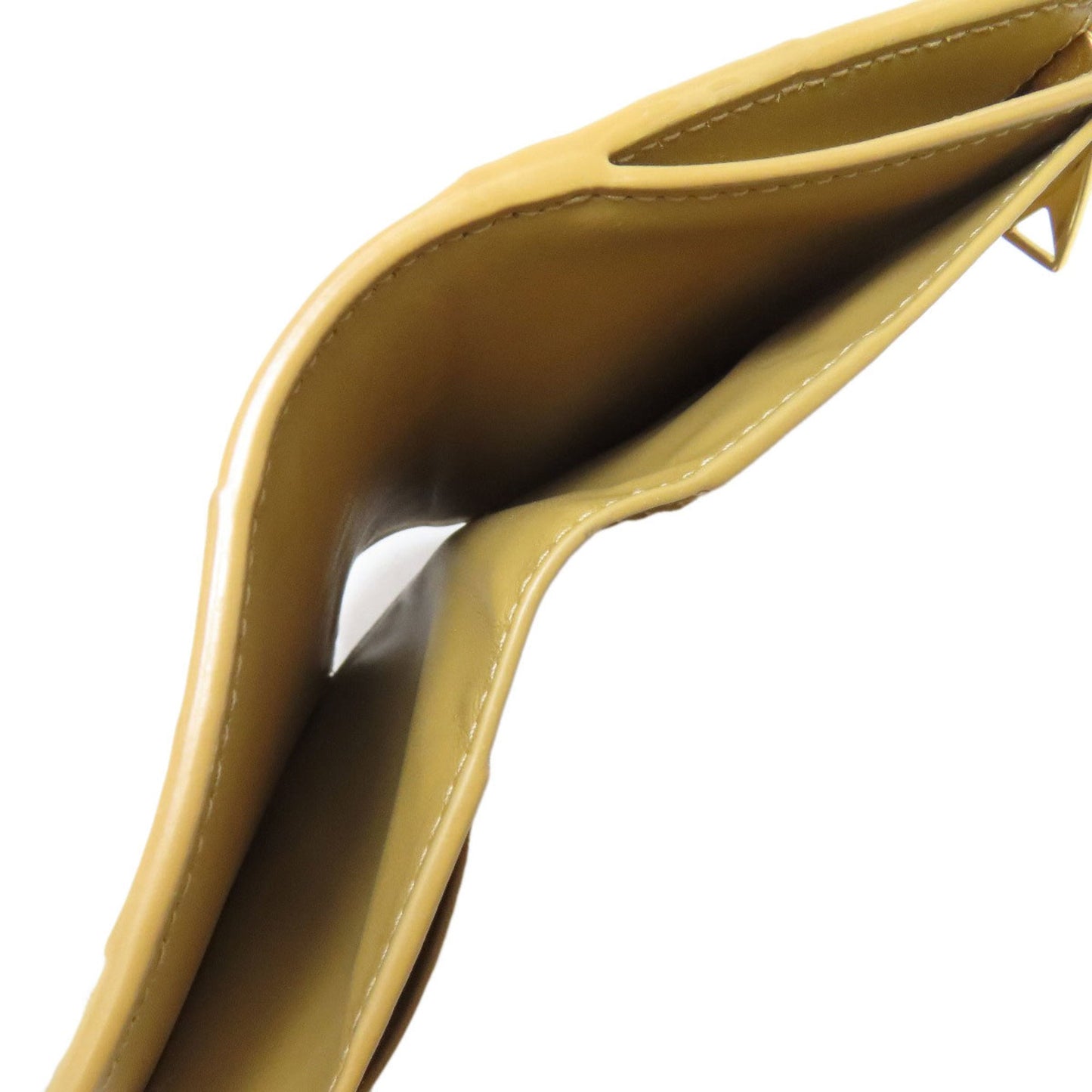 Bottega Veneta Cassette Bifold Wallet in Calfskin Leather for Women