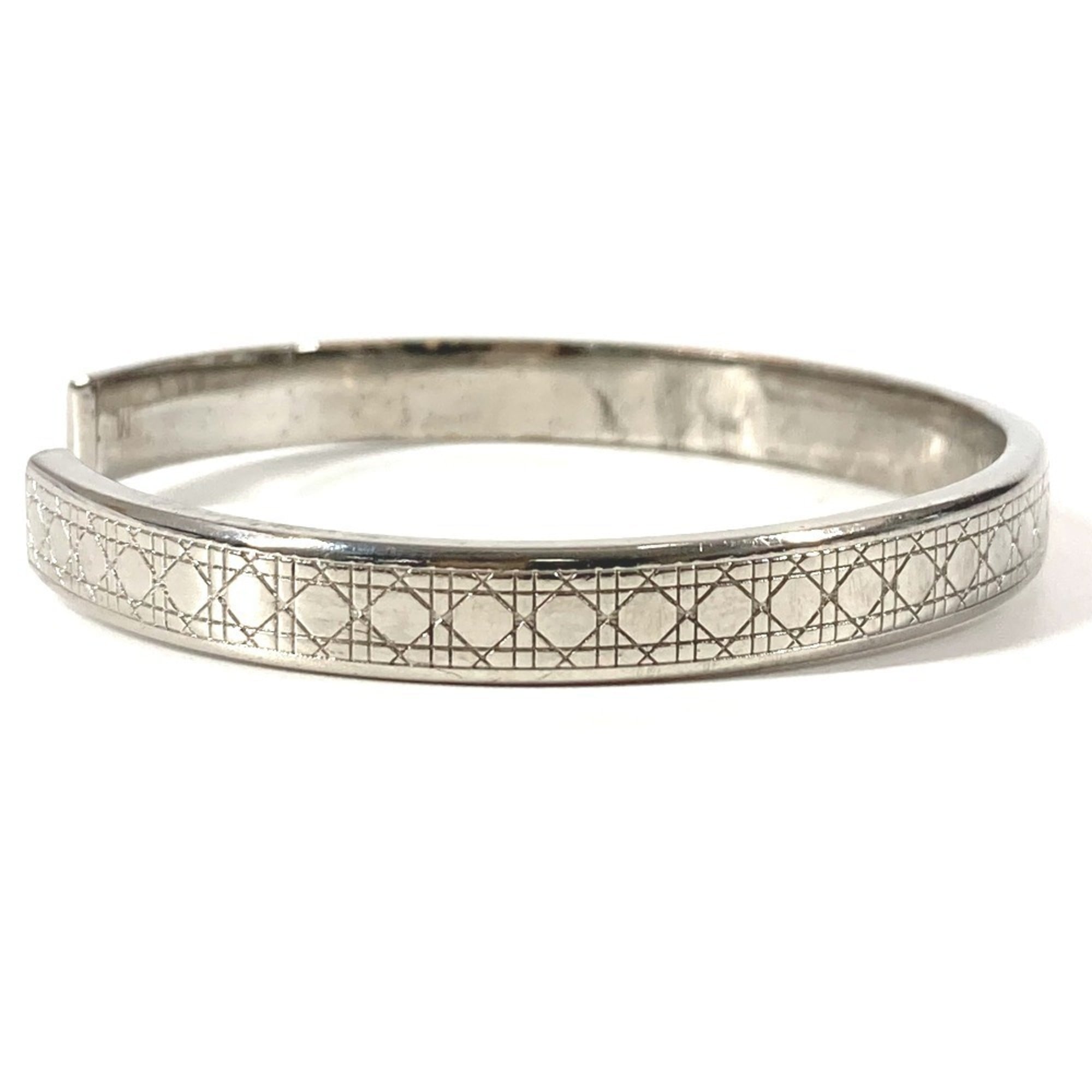 Christian Dior Dior Cannage Logo Bangle Bracelet in Silver Metal for Women