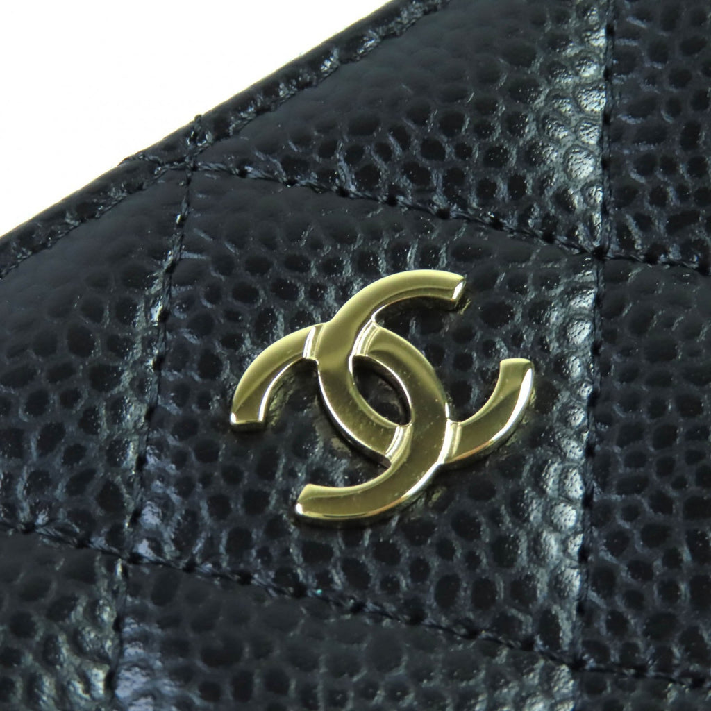 CHANEL Classic Coin Purse in Caviar Leather with Coco Mark and Random Serial Number. Zip-Up Wallet/Coin Case Black Gold Hardware. Includes Box Dust Bag. Made Italy.