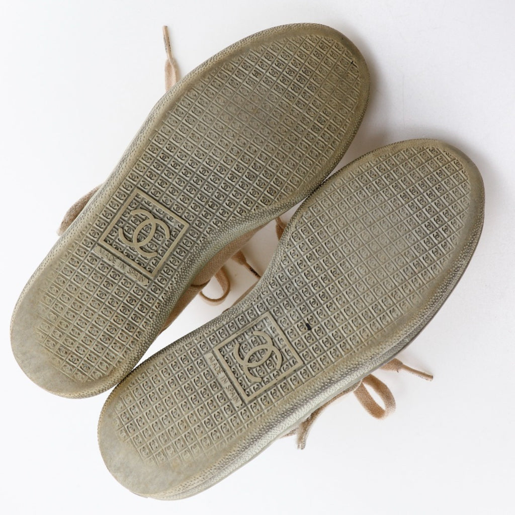 CHANEL High-top sneakers Matelasse