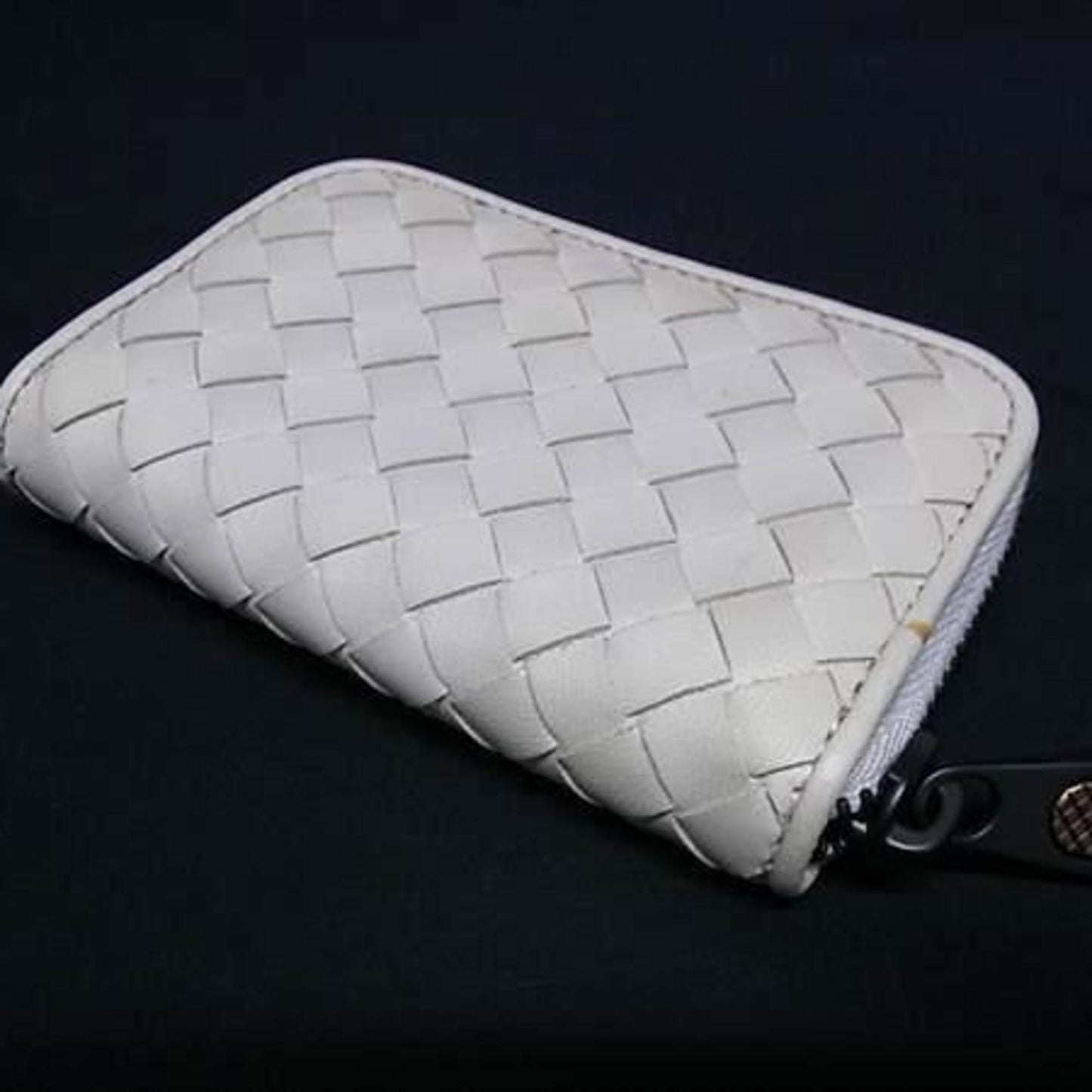 BOTTEGA VENETA Intrecciato Coin Purse 114075 Ivory Leather Round Wallet for Men and Women