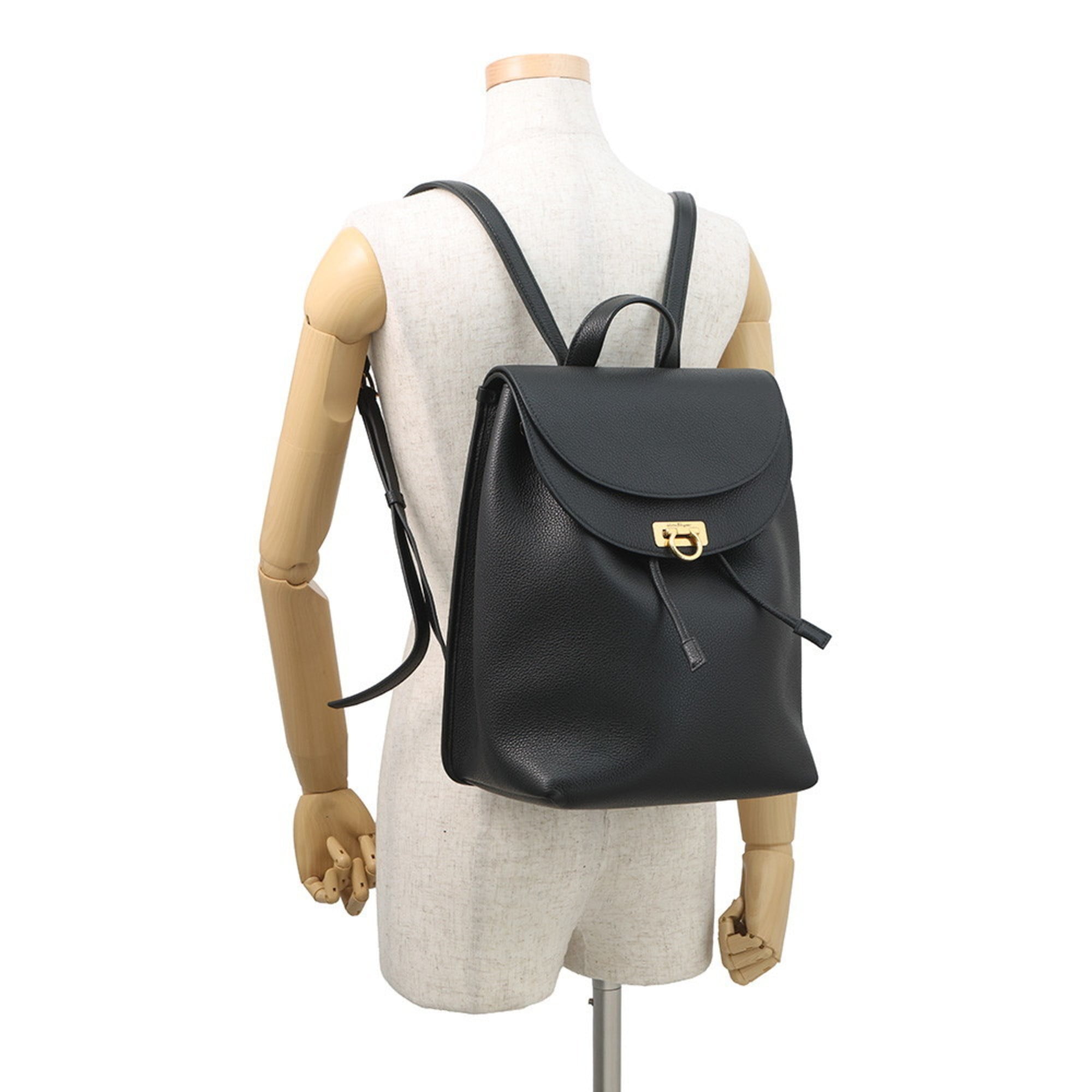 Salvatore Ferragamo Gancini Leather Backpack in Black