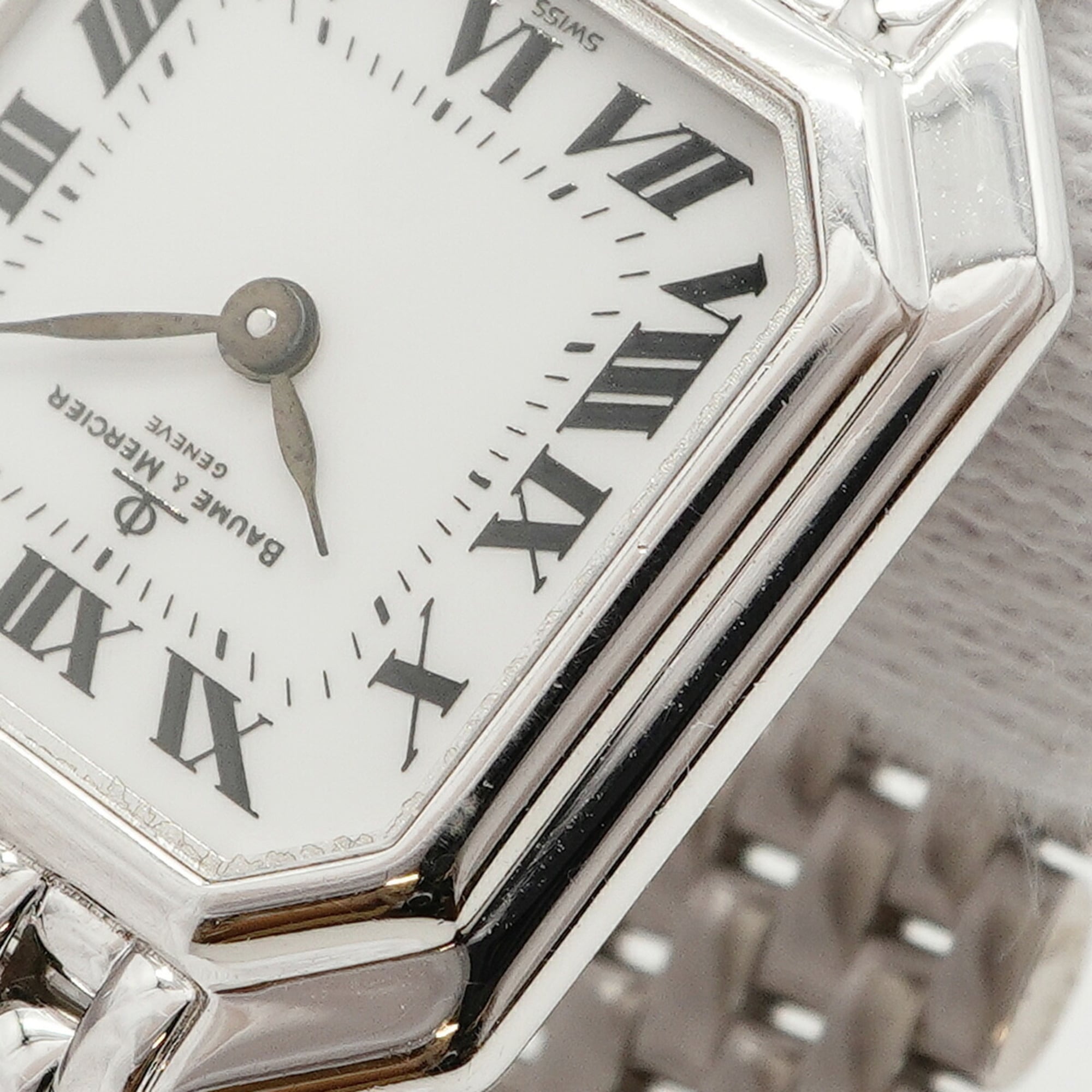 Baume & Mercier 750 WG 18259 White Dial Women's Watch — Good