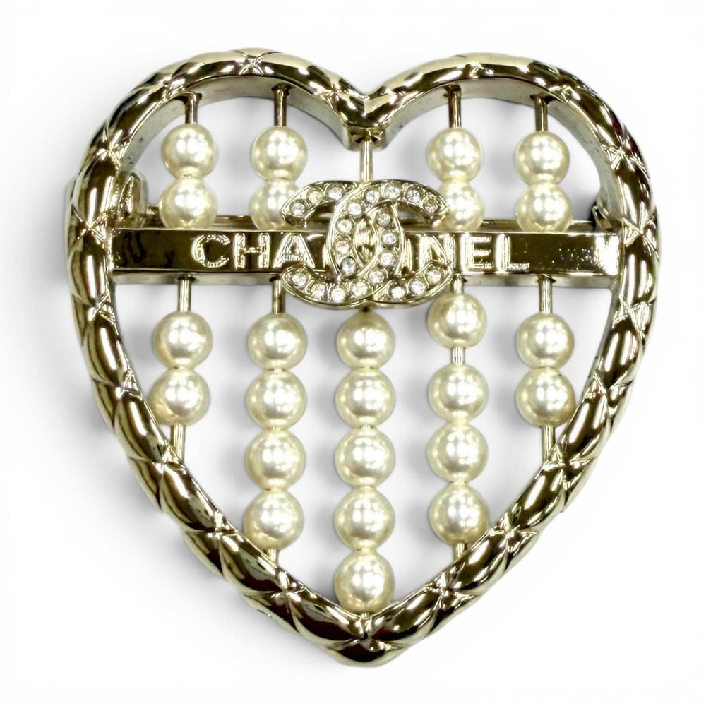 CHANEL B25A ABG046 Coco Mark Matelassé Heart Brooch, Gold and White, Made in Italy, Women's, with Box Dust Bag — Like New