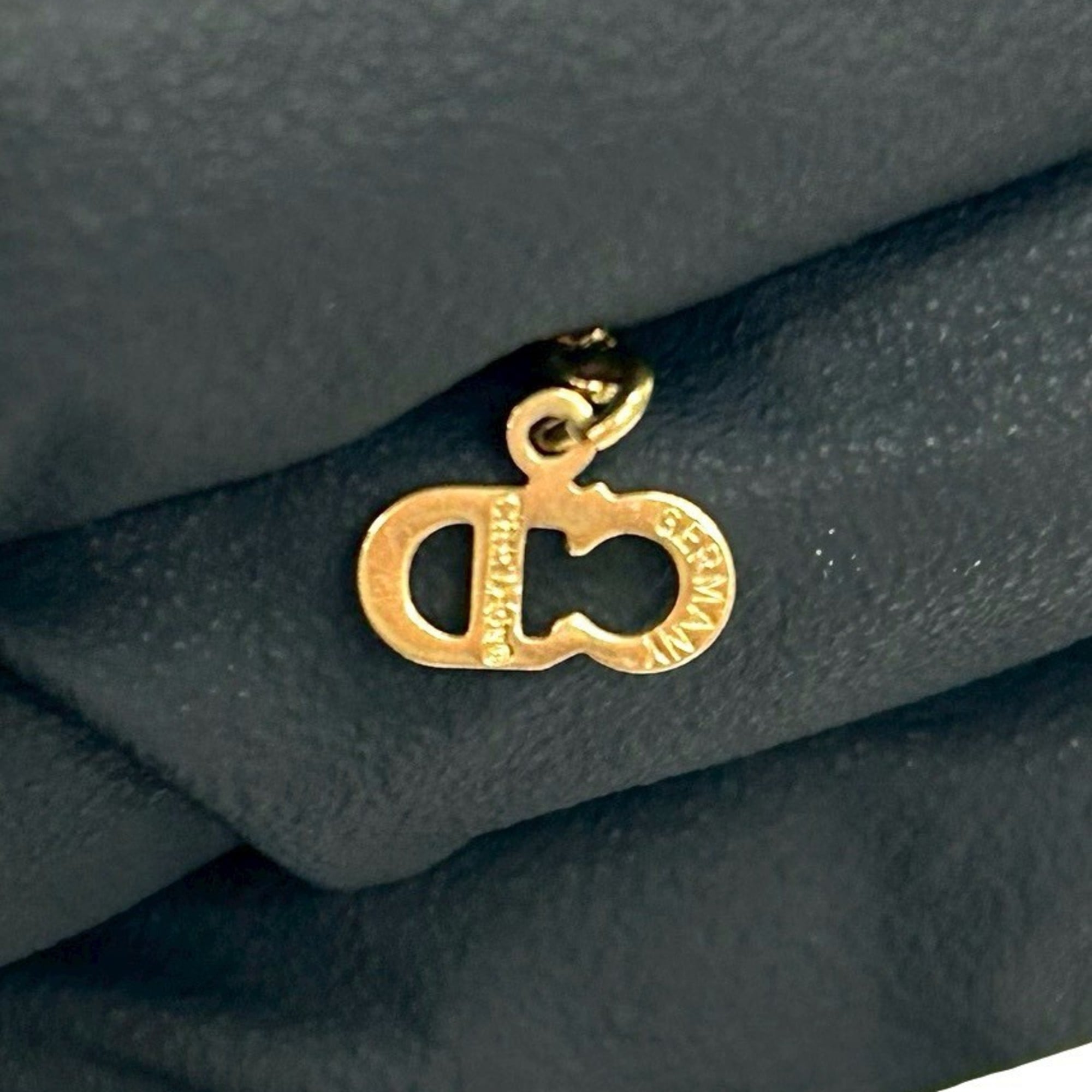 Christian Dior Emblem Logo Motif GP Chain Necklace Pendant Gold 41349