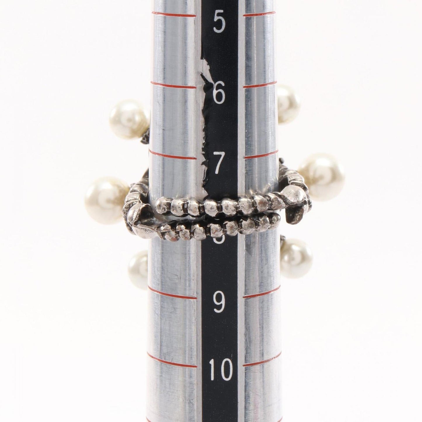 Gucci rings and jewelry in stainless steel with faux pearls rhinestones for women silver, white, pink.