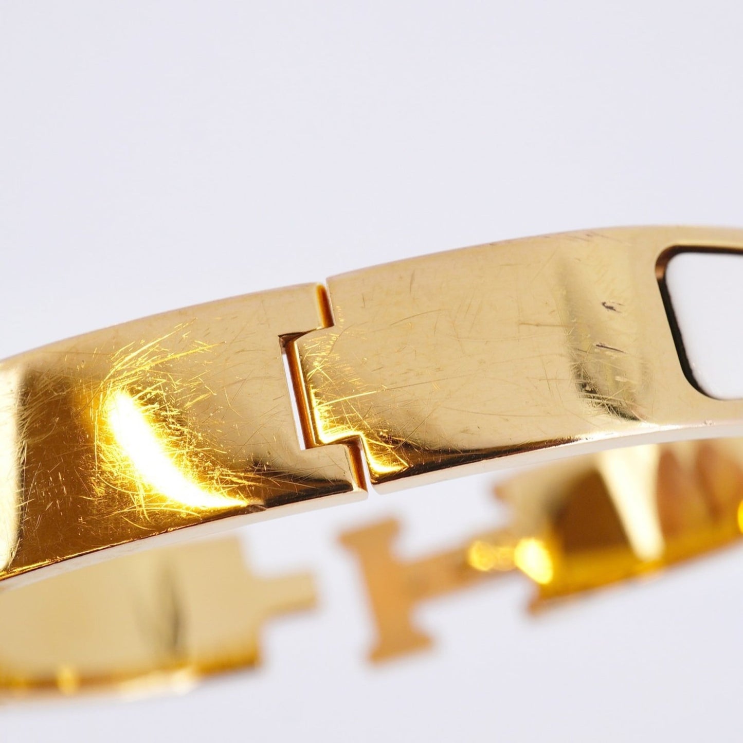 Hermes Click Cluck PM Bangle in GP-plated Gold and White for Women