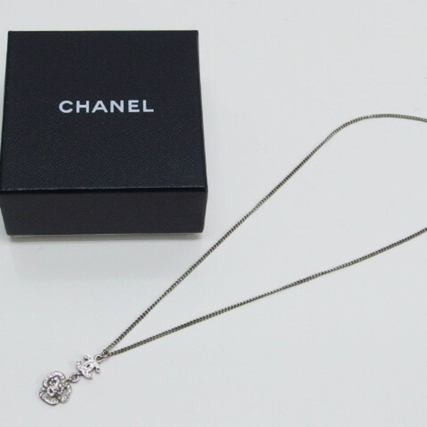 Chanel Necklace 07P Swing Coco Mark Camellia