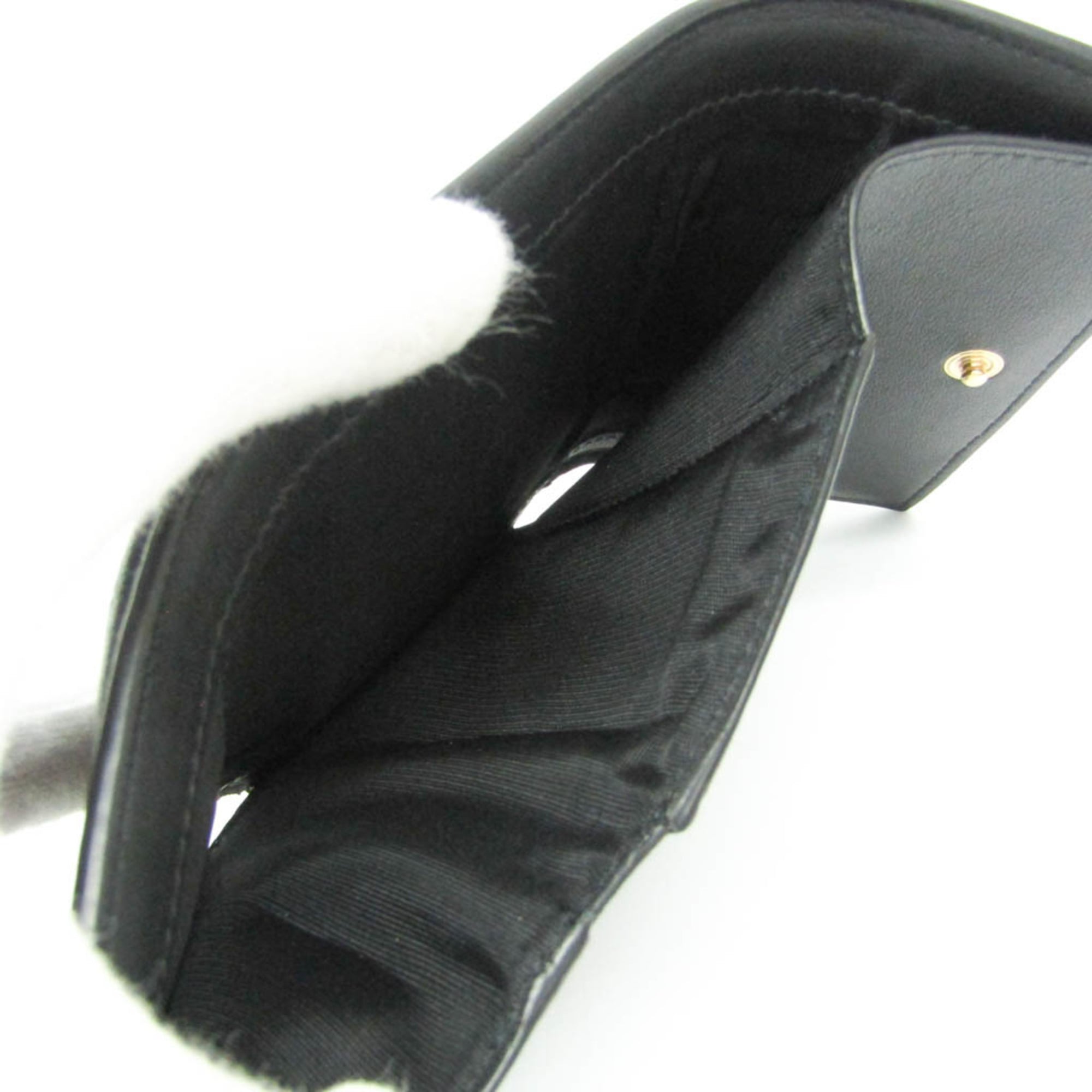 Salvatore Ferragamo Gancini IY 22 0445 Women's Leather Wallet (tri-fold) Black