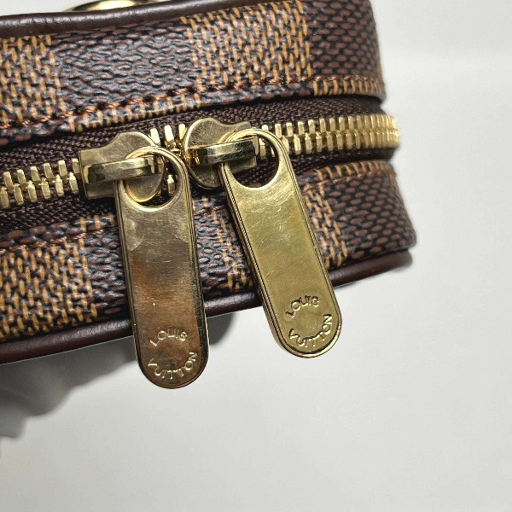 LOUIS VUITTON Etui Okapi PM Damier Pouch N61738 Louis Vuitton Brown LV — Like New