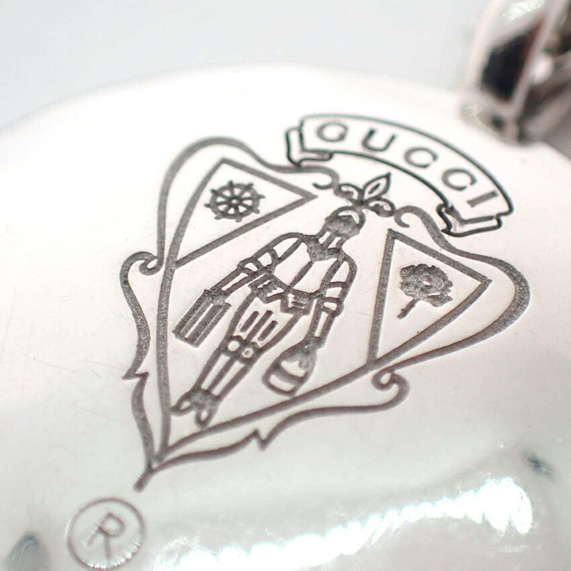 GUCCI SV925 Emblem Crest Pendant Necklace