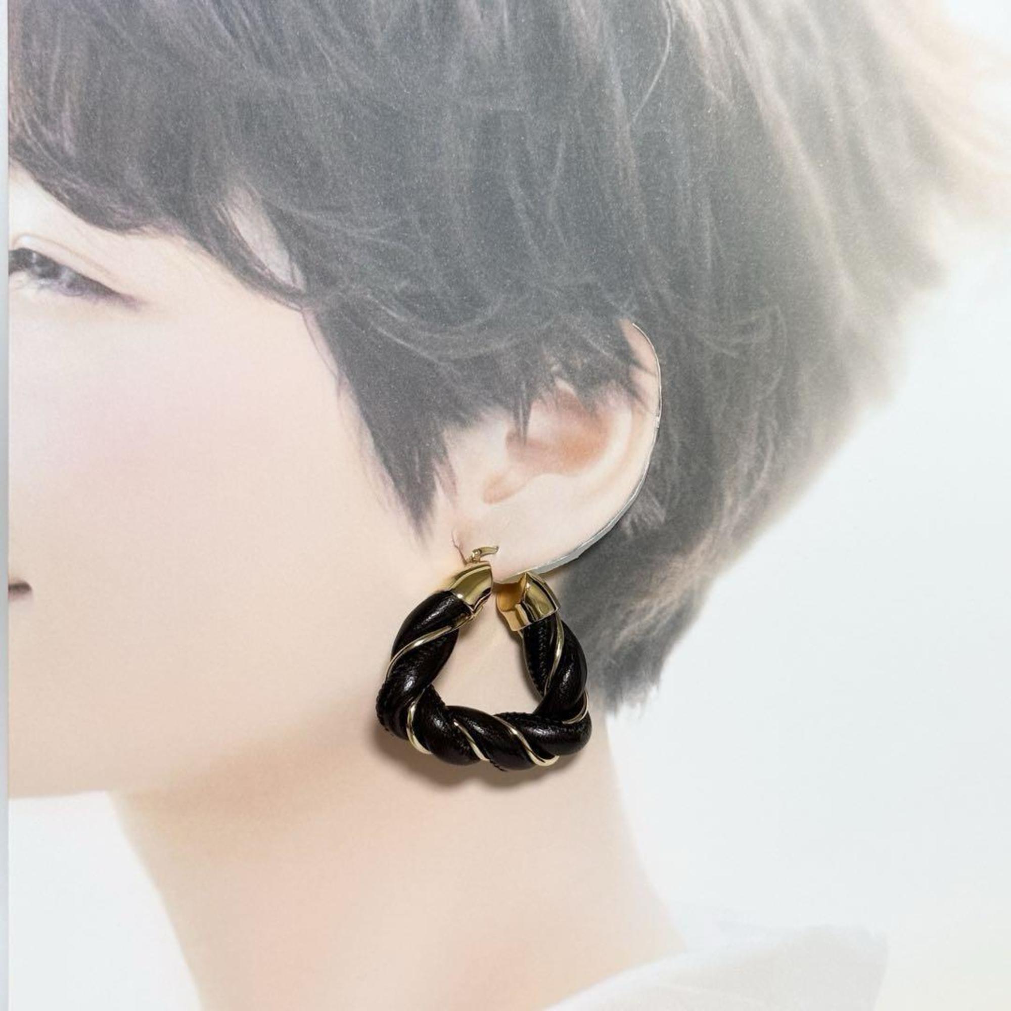 BOTTEGA VENETA Women's Hoop Triangle Twist Earrings in 925 Silver and Leather — Like New