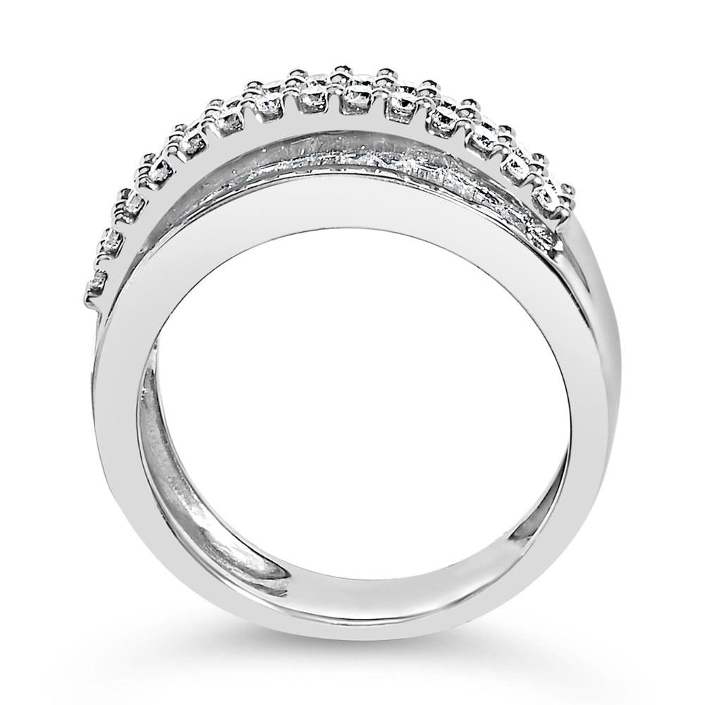 14K White Gold Round and Baguette Diamond Ring (1 1/2 Cttw, F-G Color, SI1-SI2 Clarity)