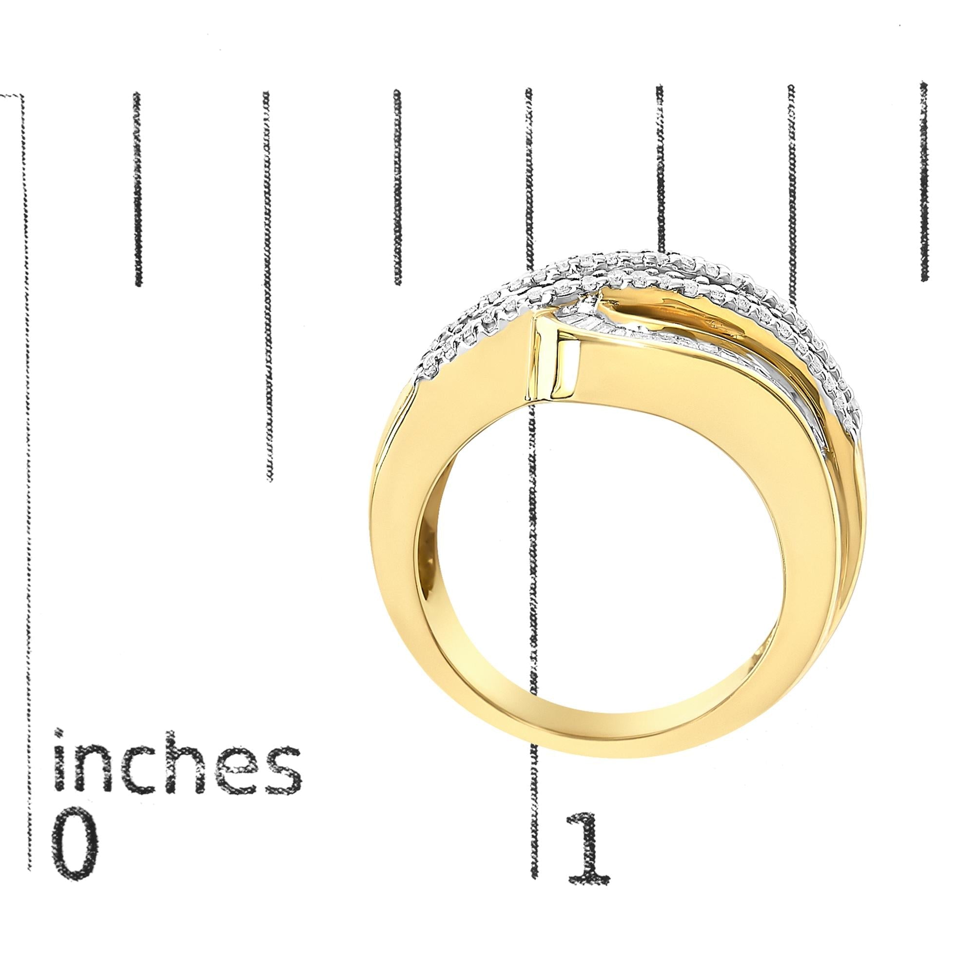 14K Yellow Gold 1.0 Cttw Diamond Wave Design Band Ring