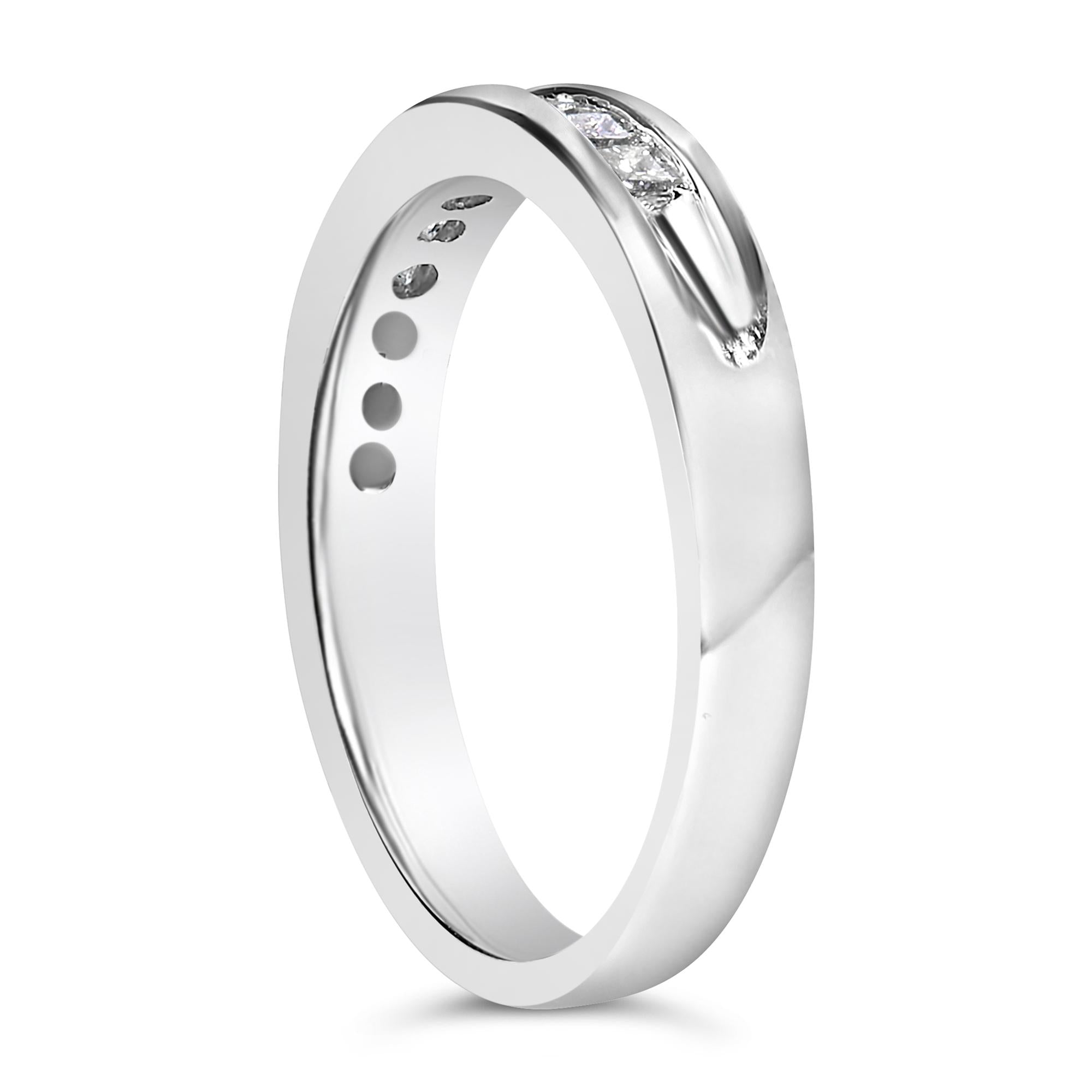 .925 Sterling Silver 1/2 Cttw Princess-Cut Diamond Channel-Set Half-Eternity Wedding or Anniversary Band Ring (H-I Color, I2 Clarity)