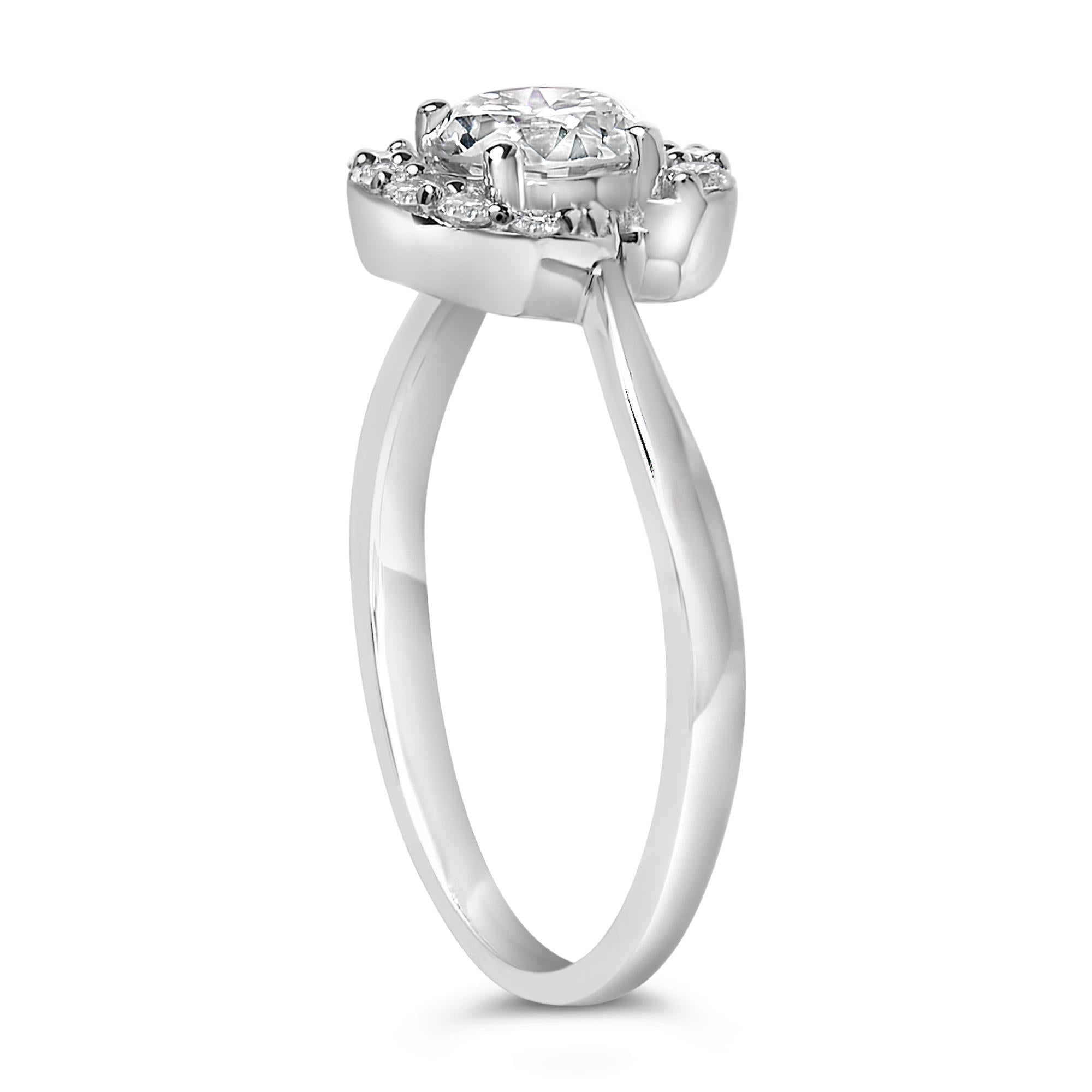 Sterling Silver Lab Grown 1.0 Cttw Diamond Oval Shaped Halo Engagement Ring