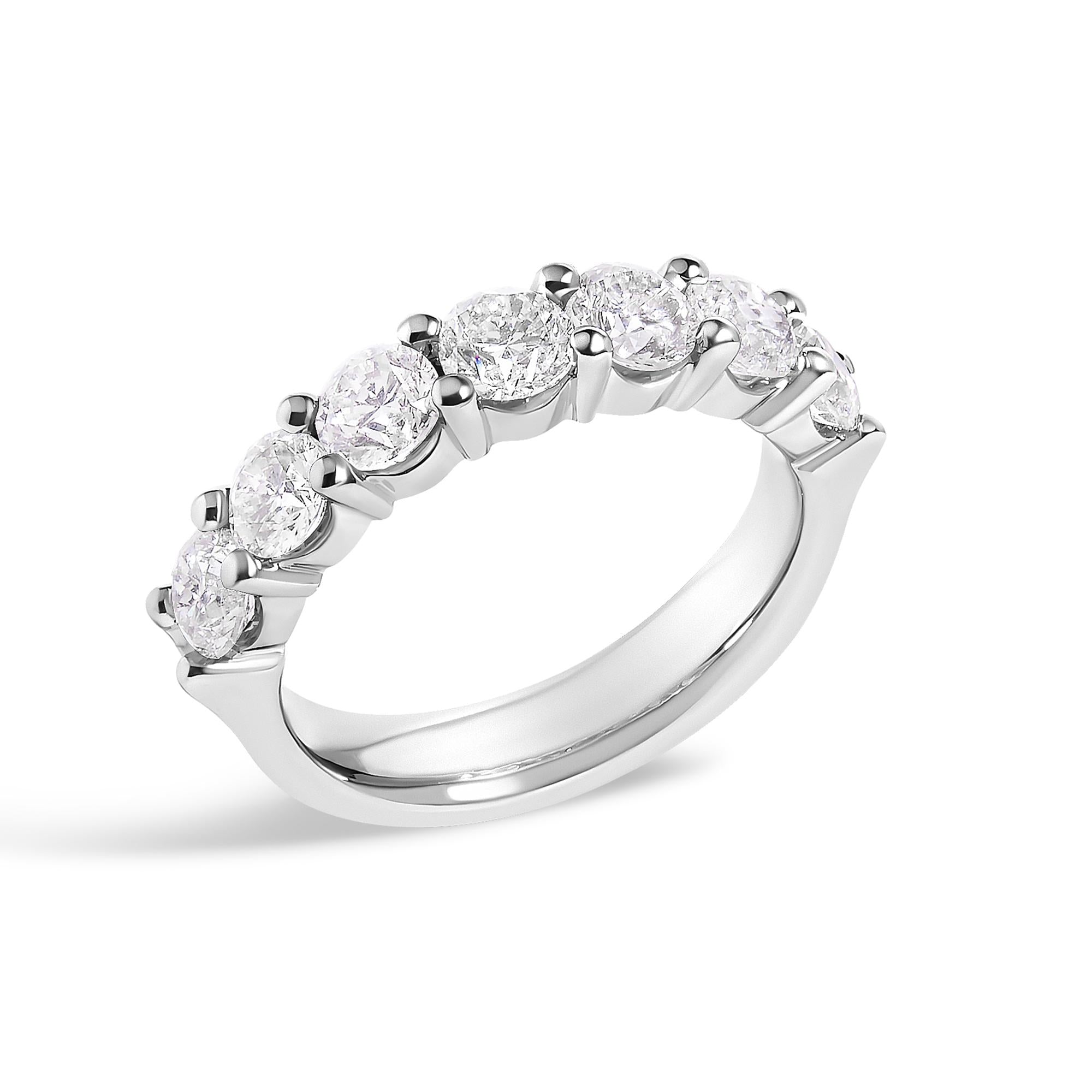 14K Gold 2.0 Cttw Diamond 7 Stone Band Ring