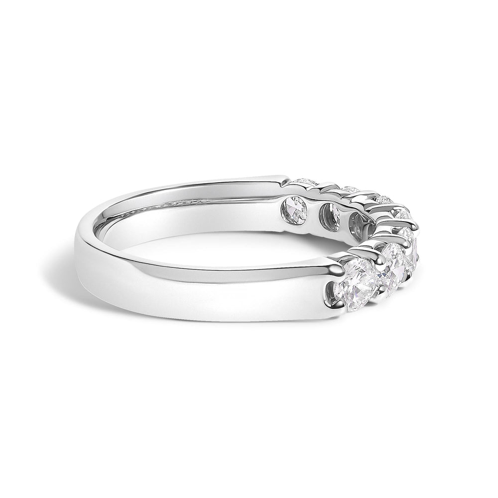 14K Gold 1.0 Cttw Diamond 7 Stone Band Ring
